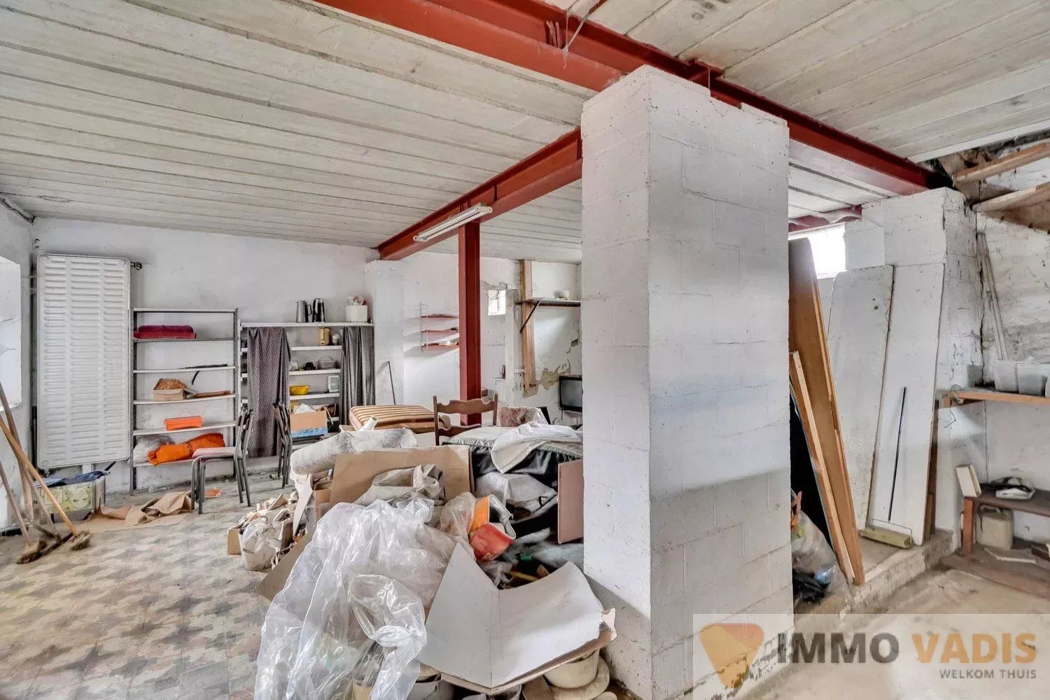 Hoeve op ruim perceel met extra bouwgrond foto 32