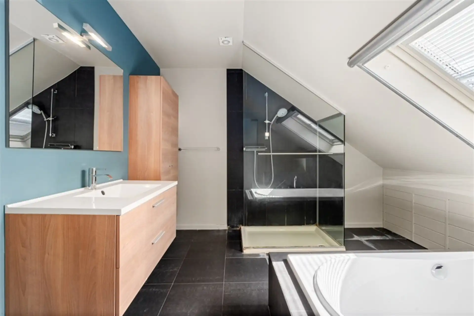 Klassevolle moderne woning foto 13