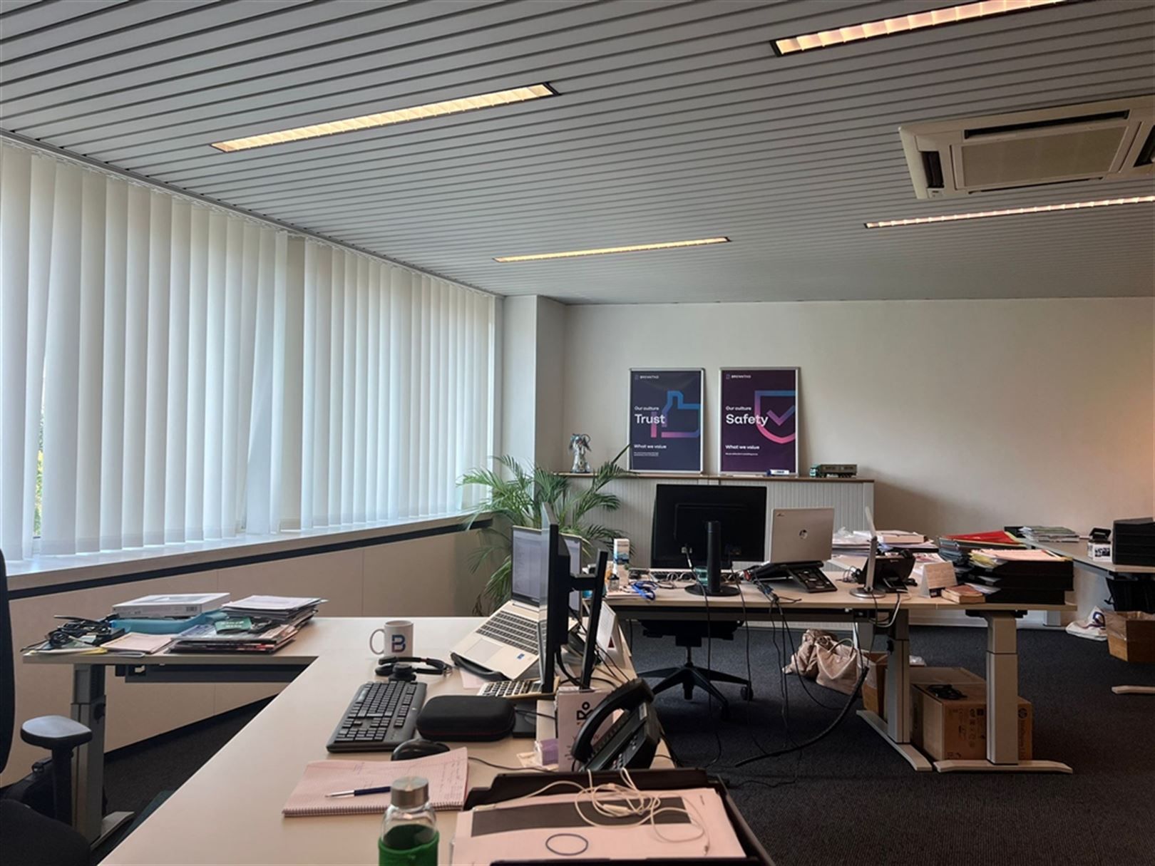 Instapklaar kantoor (170m²) te huur met uitstekende bereikbaarheid foto 3