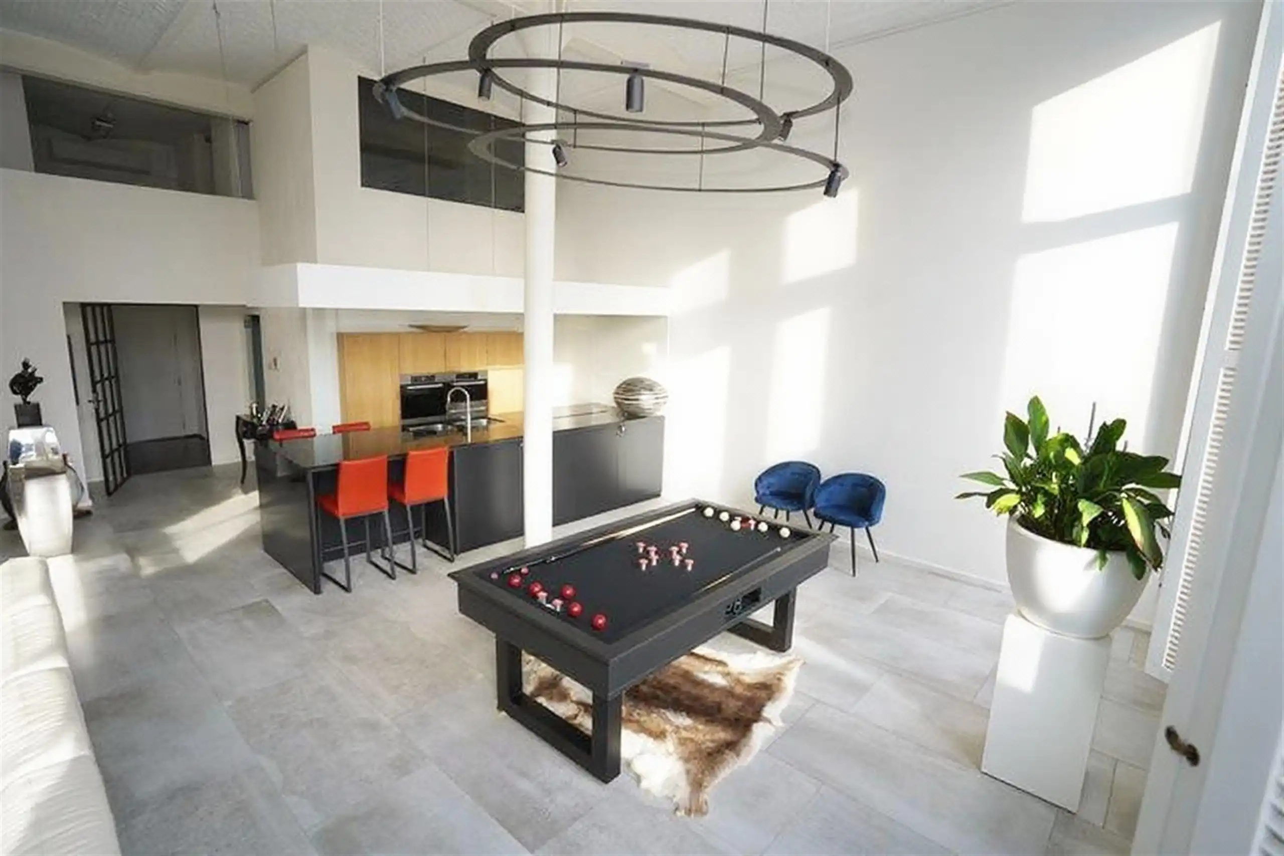 Architecturale luxe loft – zeldzaam, stijlvol & met staanplaats... foto 6