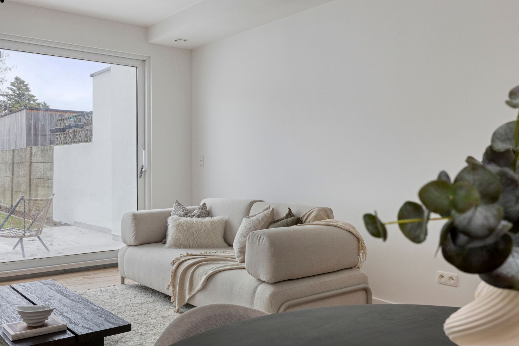 Energiezuinige vernieuwde woning met 4 slaapkamers. foto 4