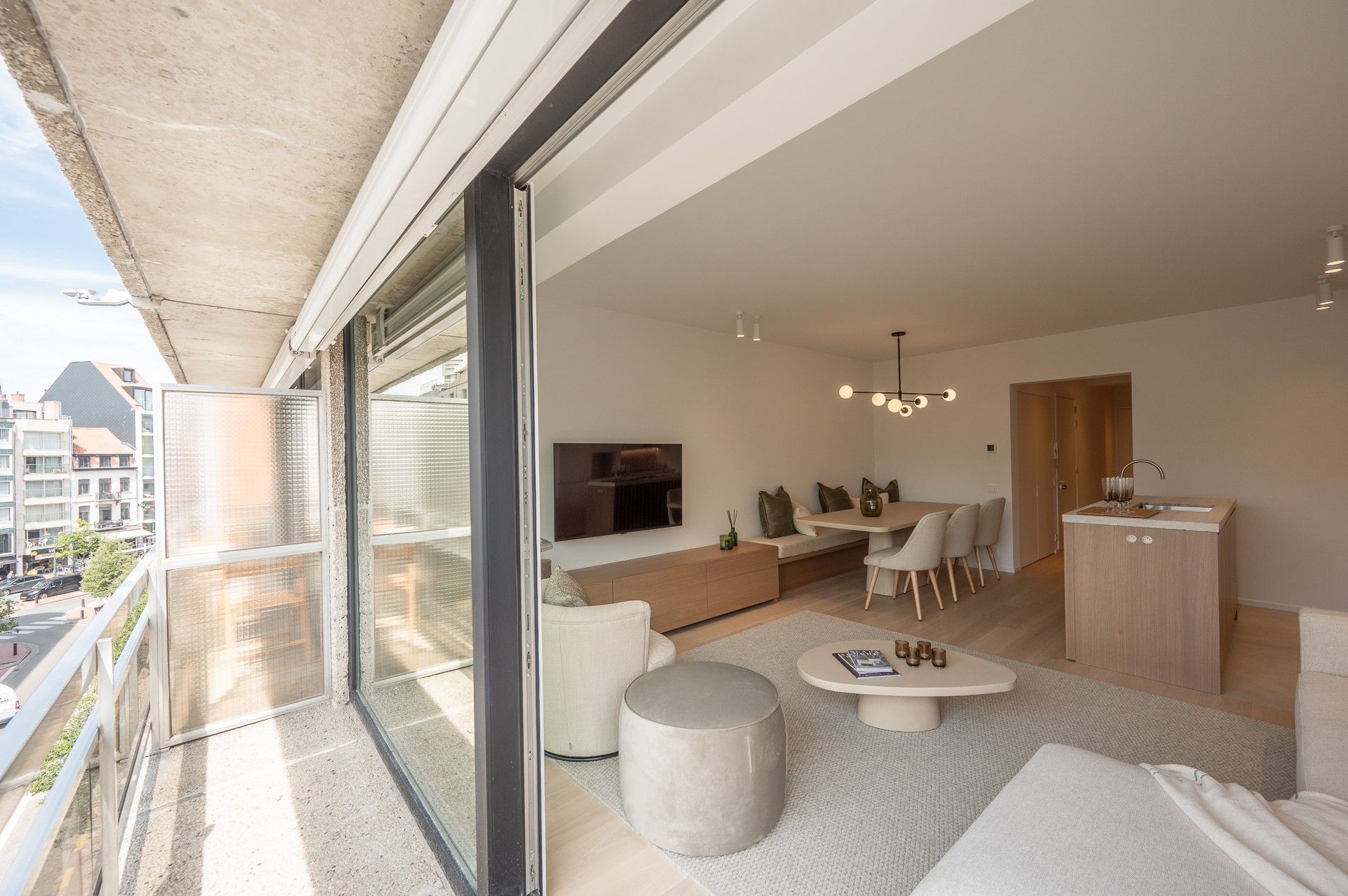 Verfijnde renovatie met 3 slaapkamers in hartje Knokke foto 4