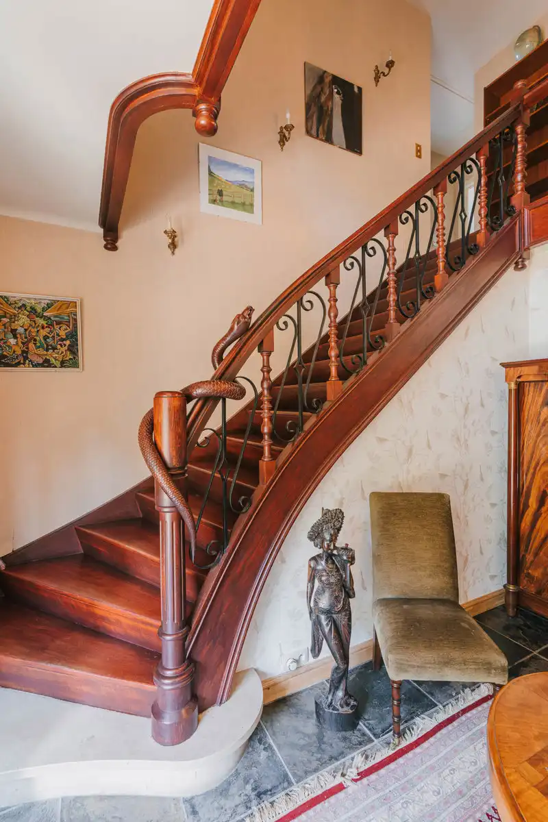 Royale villa op groot perceel met vergunde schuur foto 11