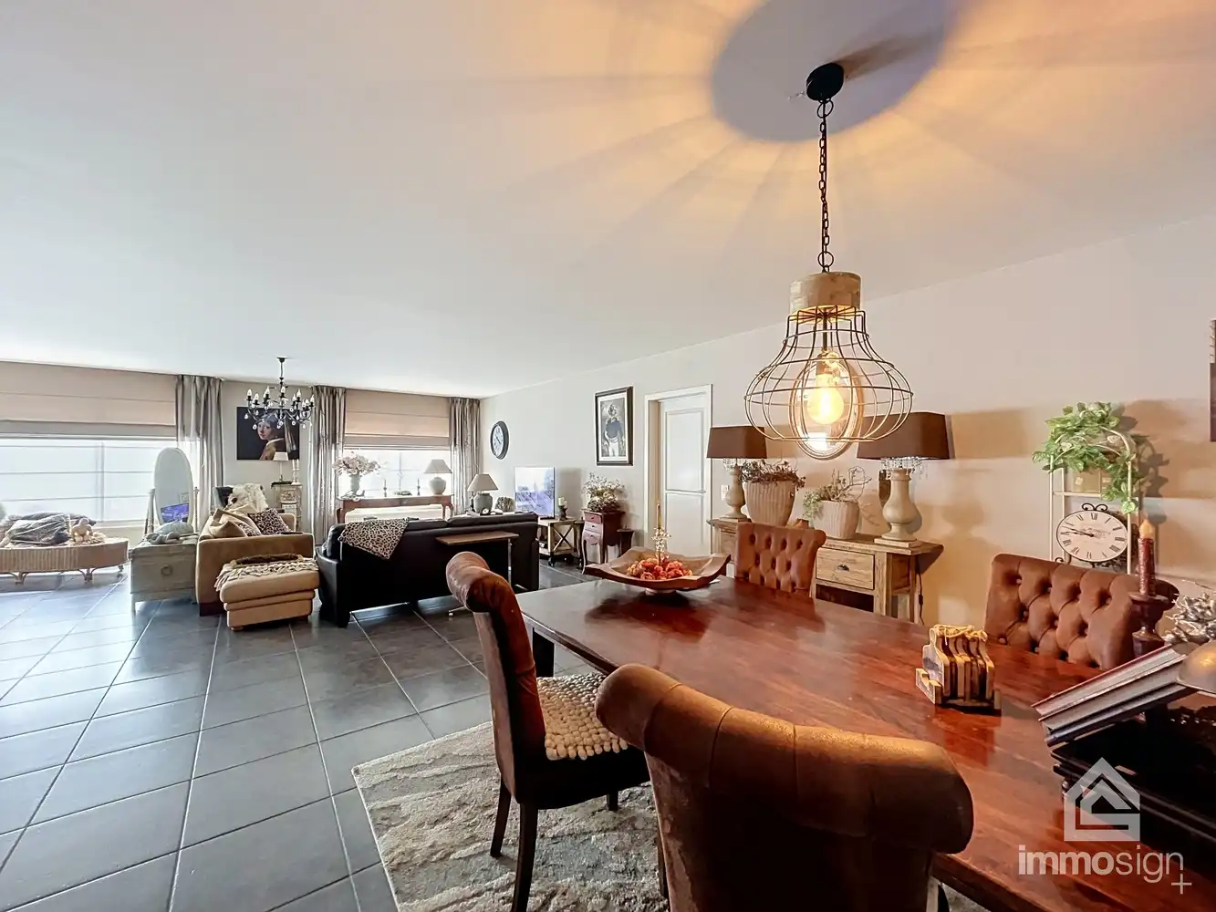 Instapklaar ruim gelijkvloers appartement met gezellige stadstuin en autostaanplaats in hartje Hamont-Achel! foto 6