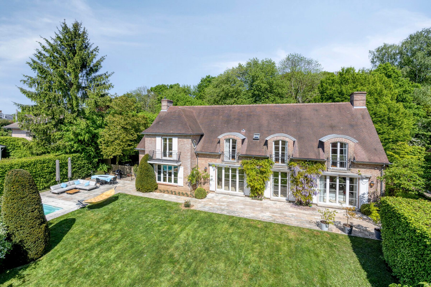Villa te koop foto {{pictureIndex}}