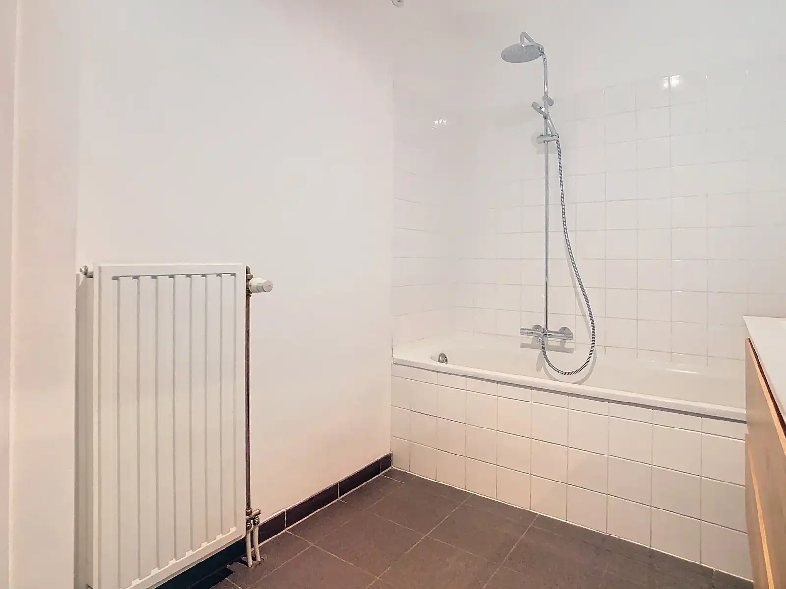 Instapklaar appartement met 2 slaapkamers foto 14