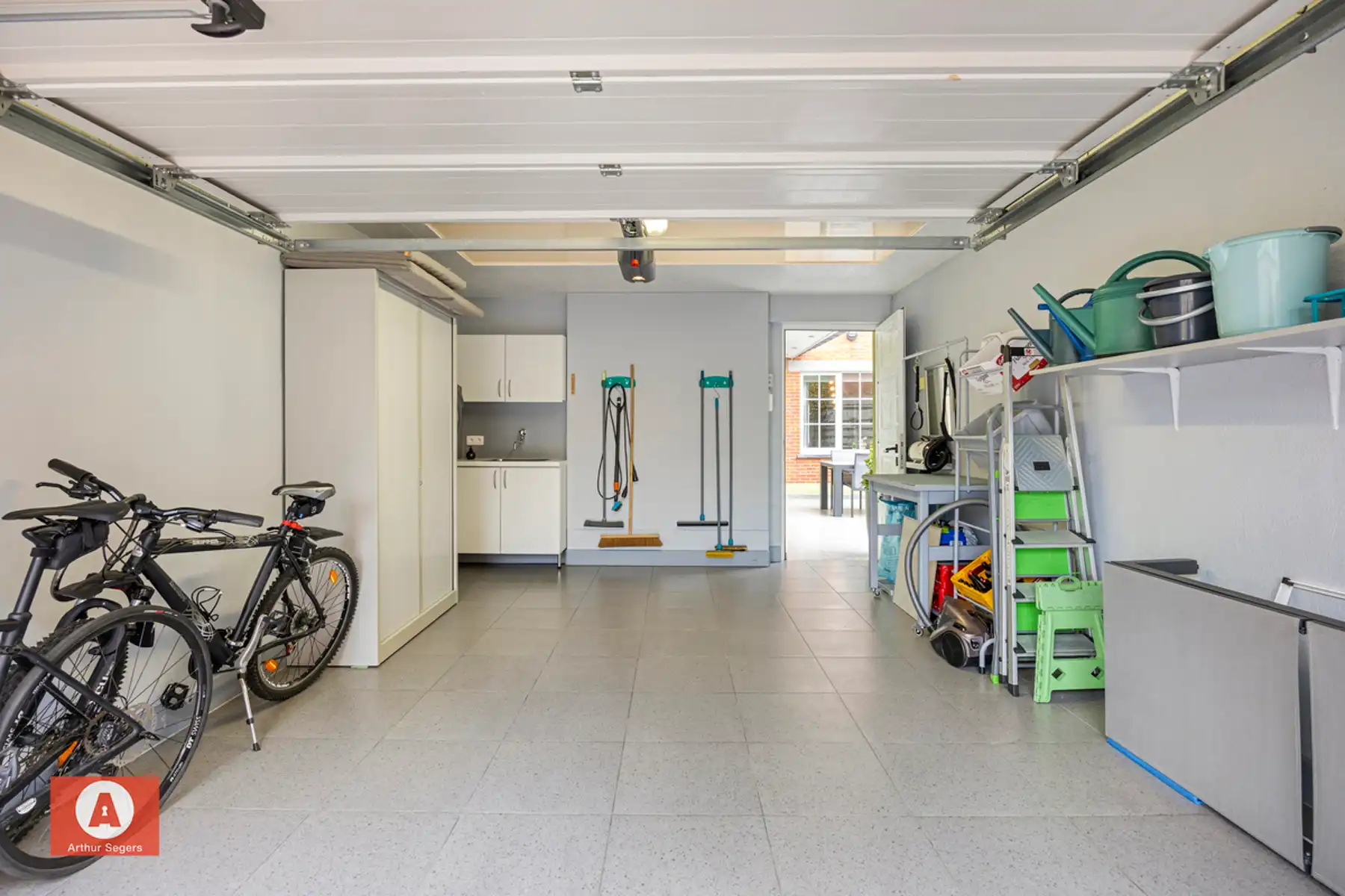 Hedendaagse HOB, gelegen pal bij het centrum van Buggenhout foto 21