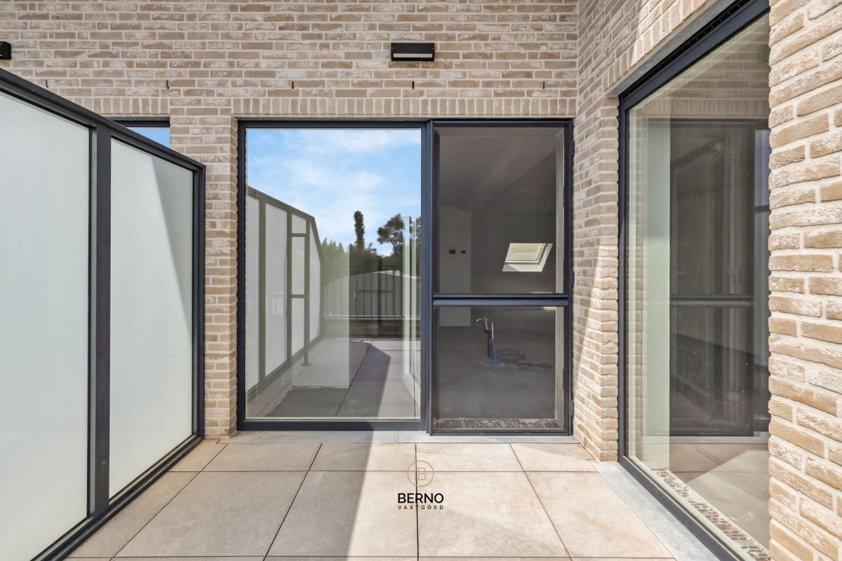Ruim nieuwbouwappartement (6% BTW) met zonnig terras foto 7