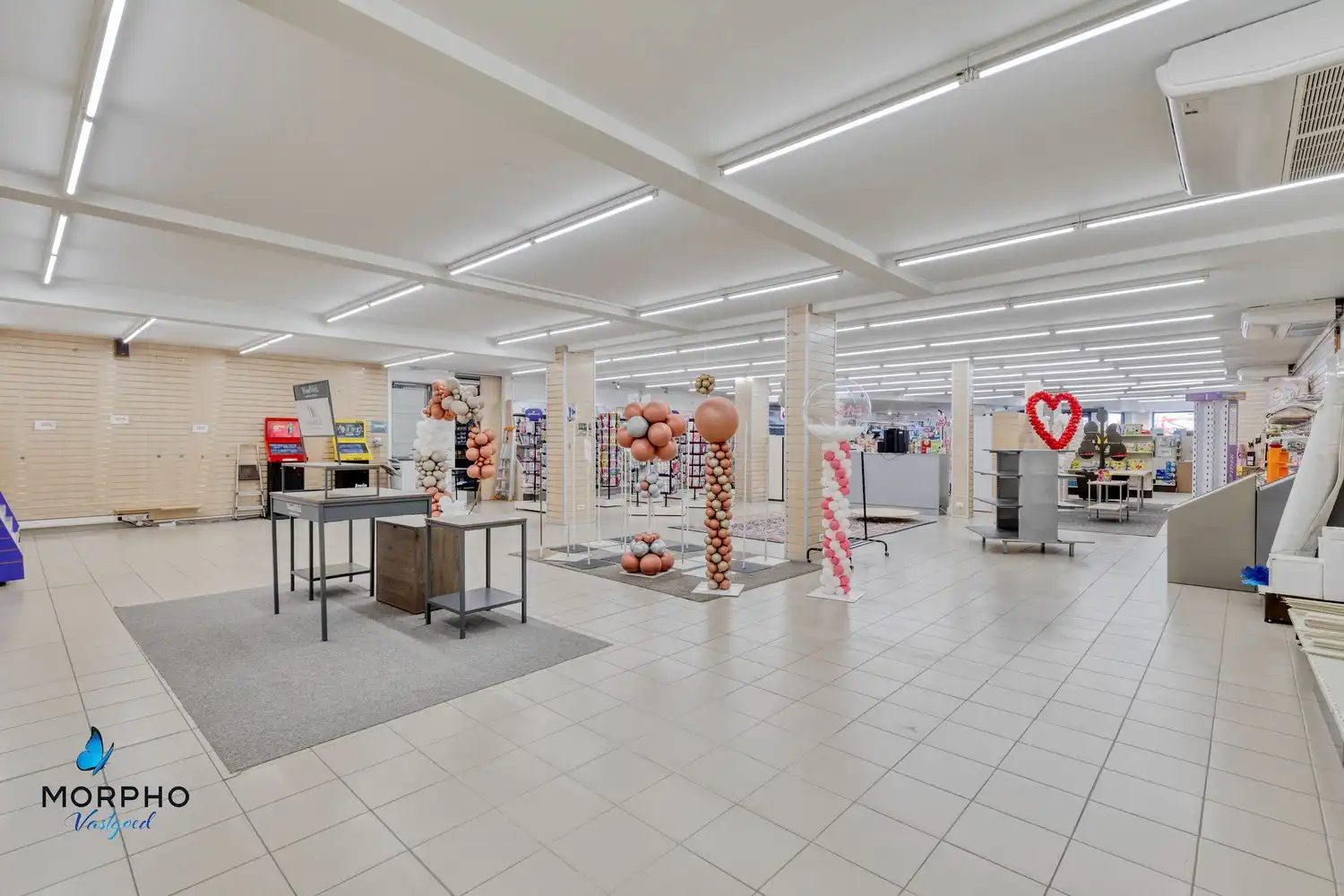 Instapklare handelswoning op topligging langs de N50 te koop in Wingene foto 5