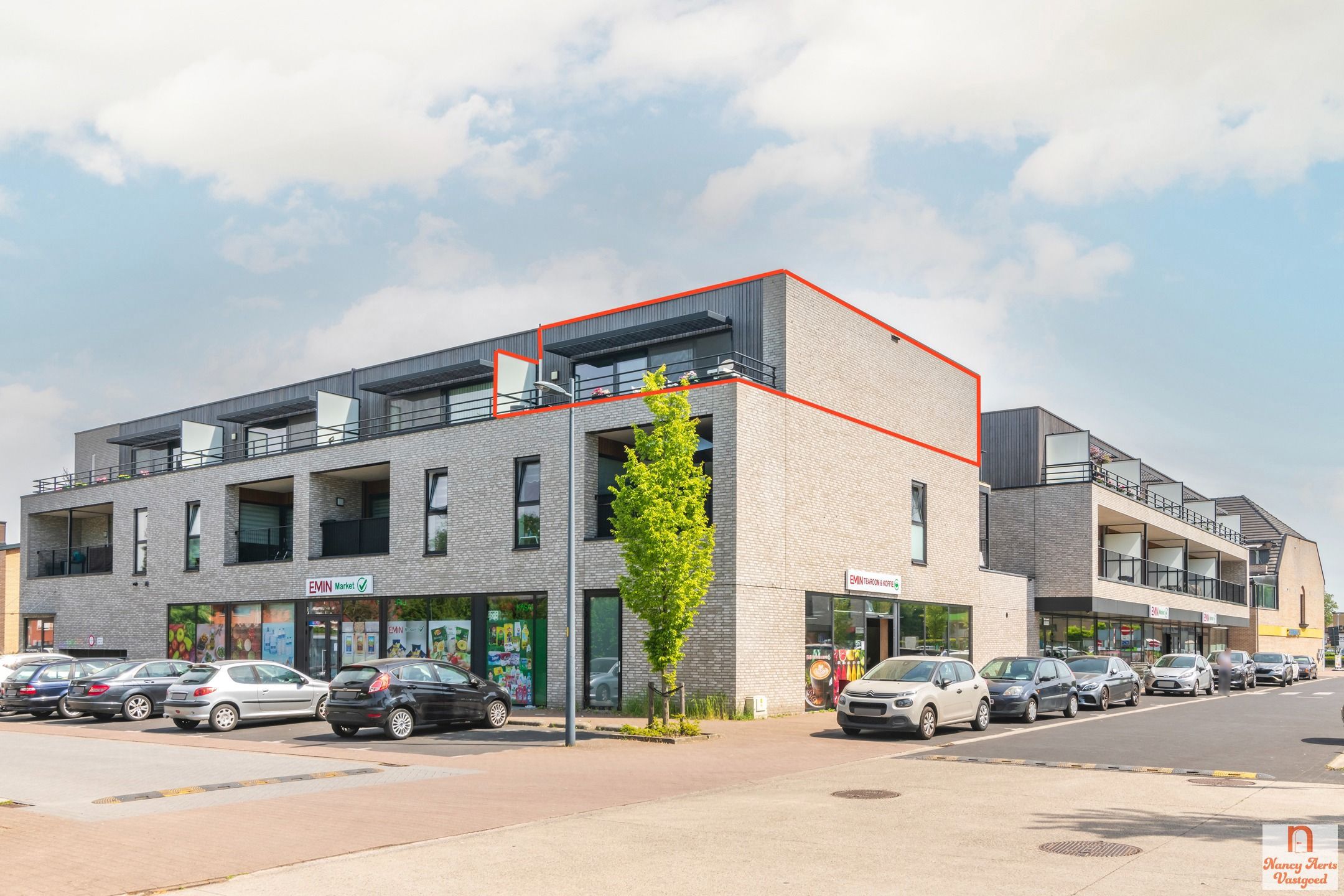Lichtrijk hoekappartement met zonneterras en topcomfort foto {{pictureIndex}}