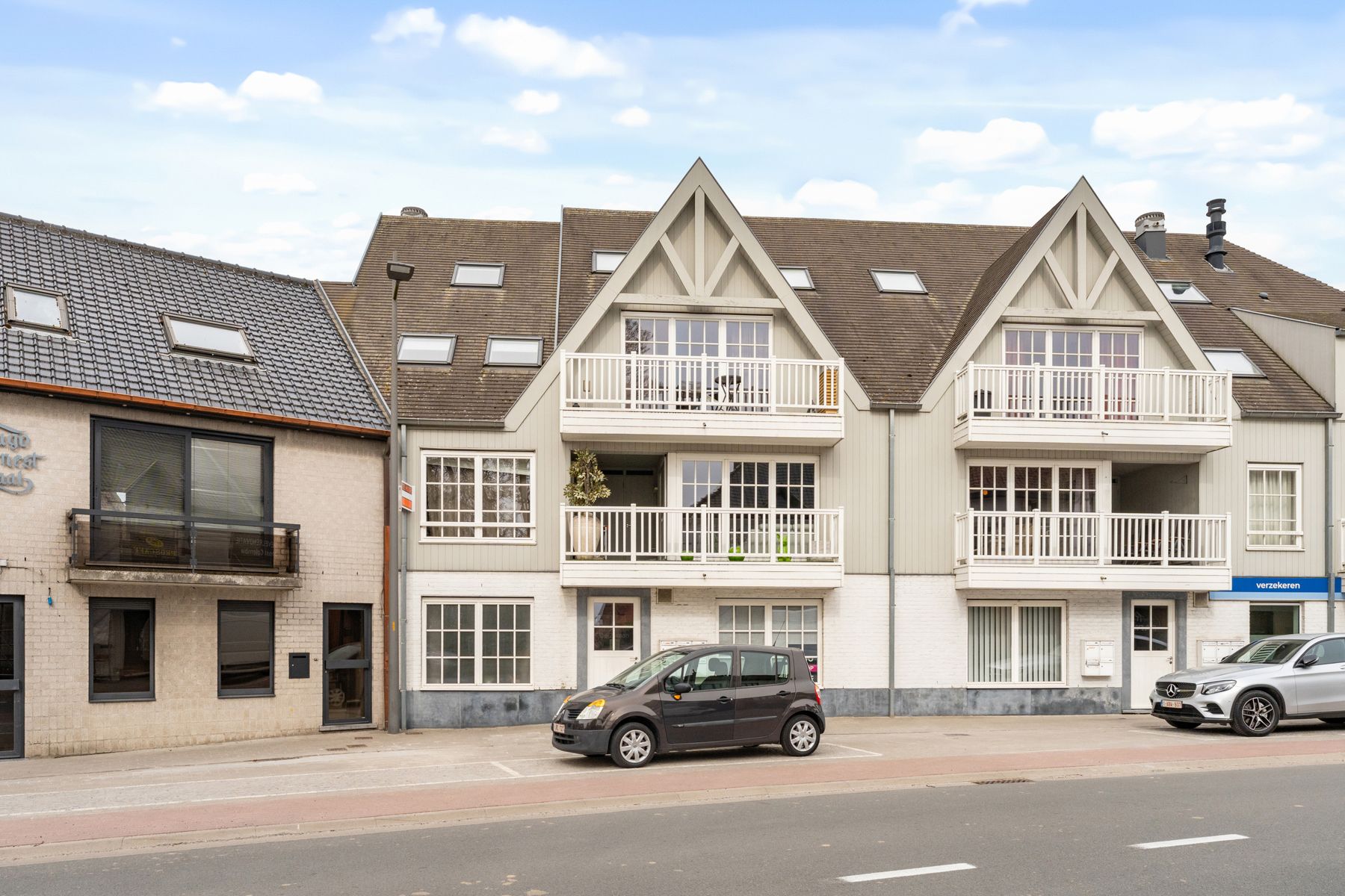 Instapklaar duplexappartement met staanplaats foto 2