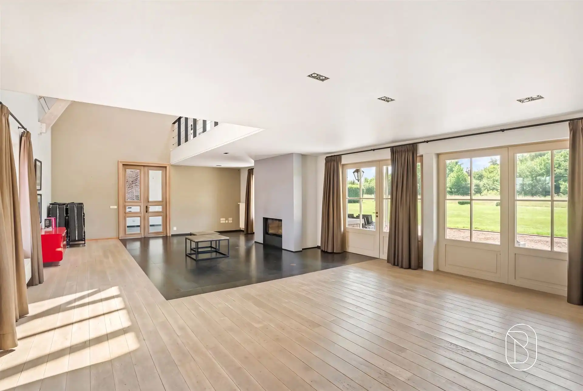 Prachtige hoevewoning met loods en bouwgrond op 1 hectare foto 9