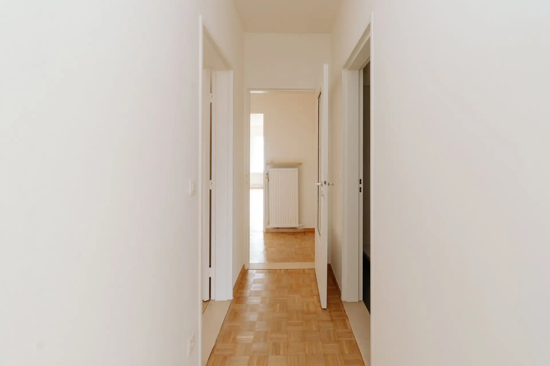2 slaapkamerappartement met bureauruimte en garagebox foto 8