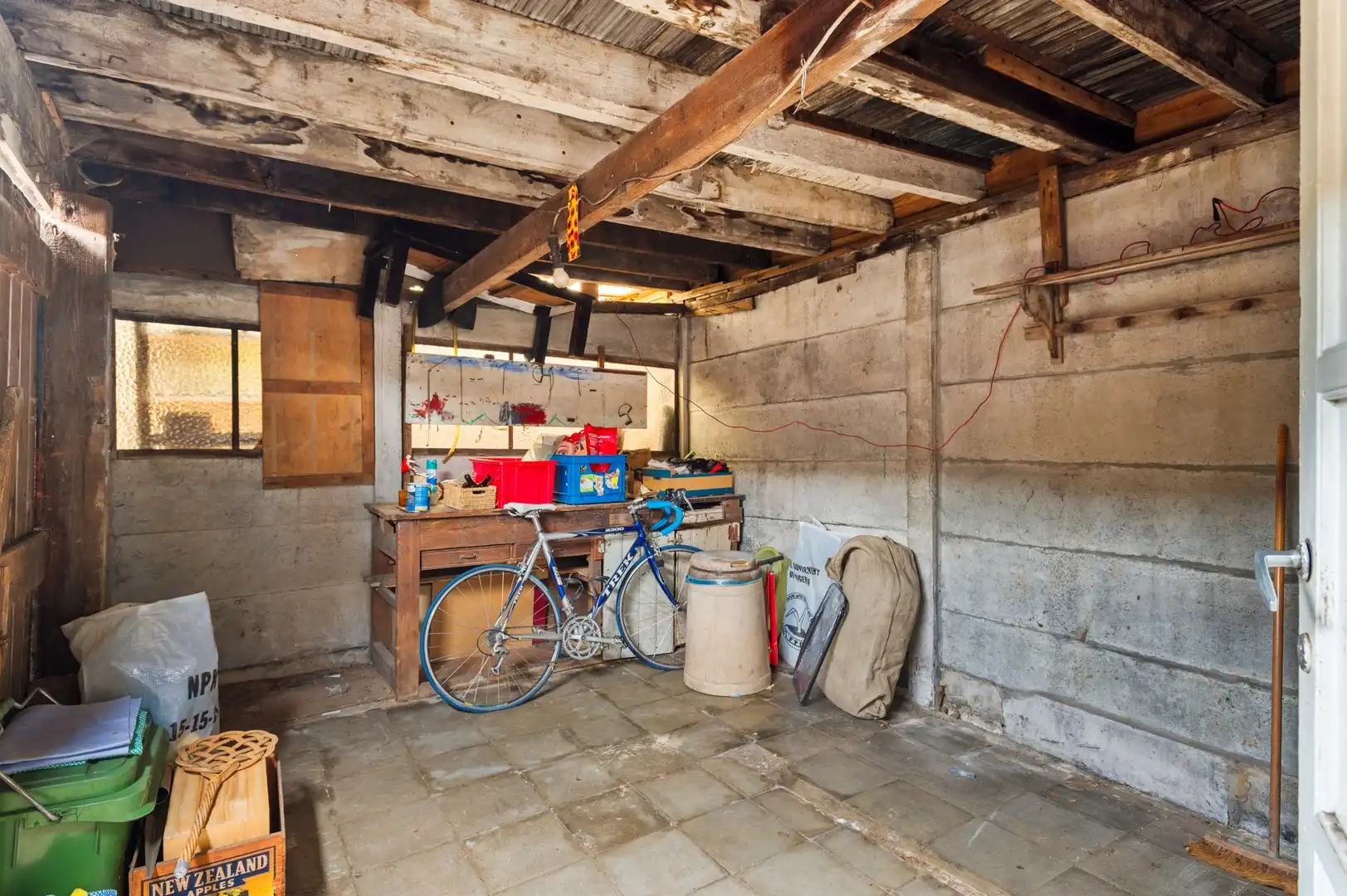 Ruime woning op uitzonderlijk perceel van 1.081 m² foto 16