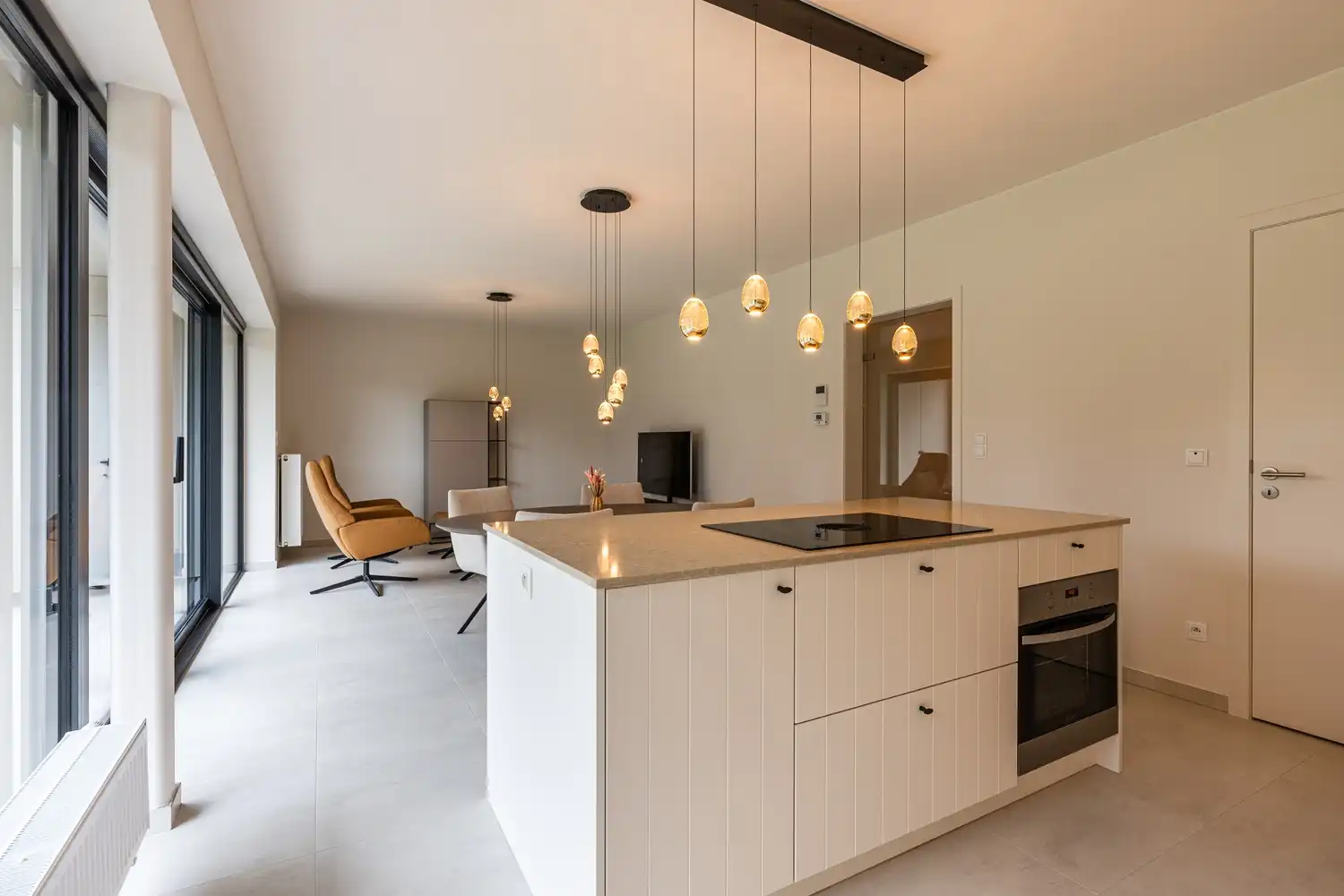 Hoogwaardig afgewerkt appartement met garage en ruim terras foto 8