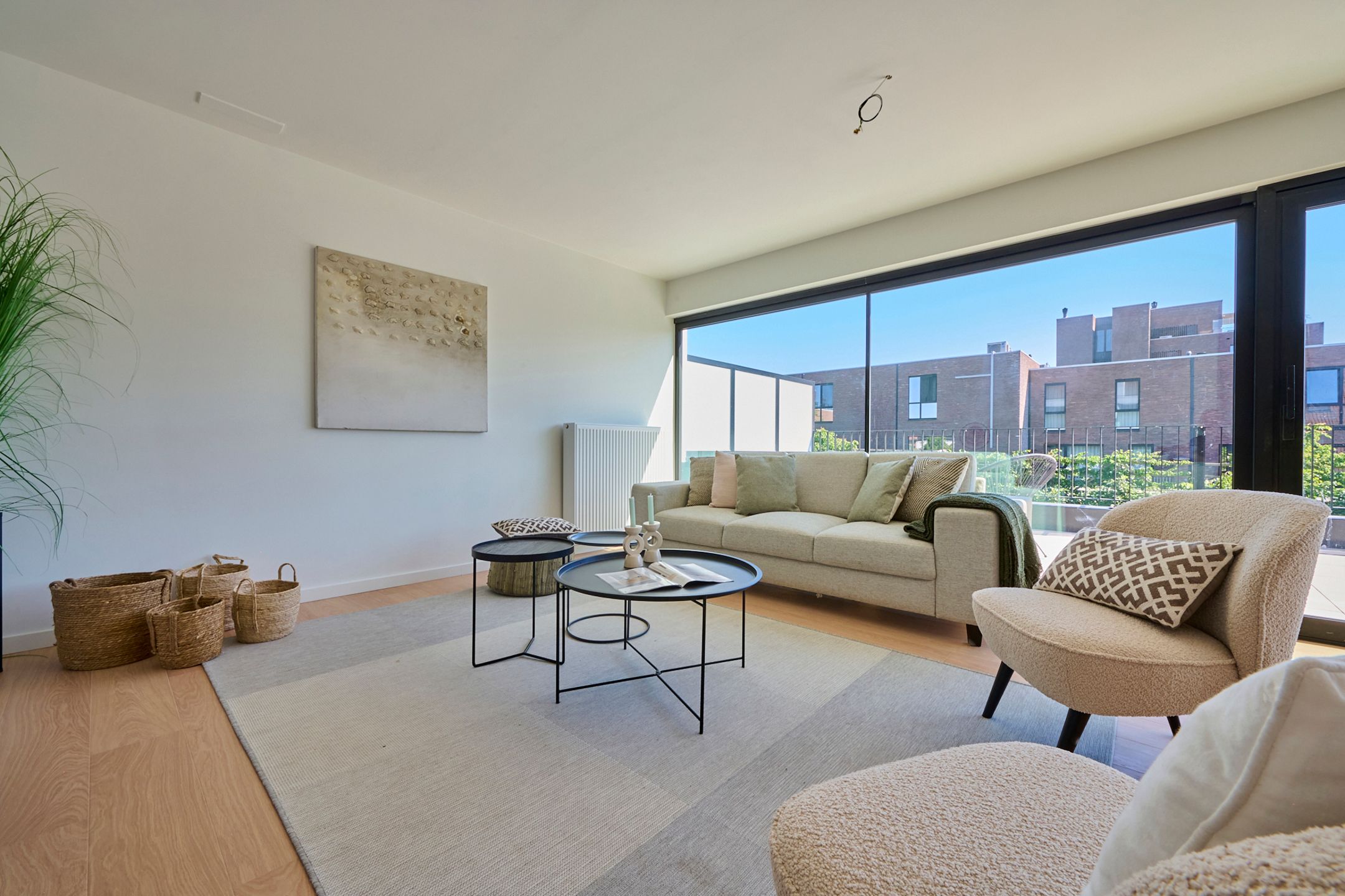 Volledig vernieuwd ruim appartement met 3 slaapkamers foto 3