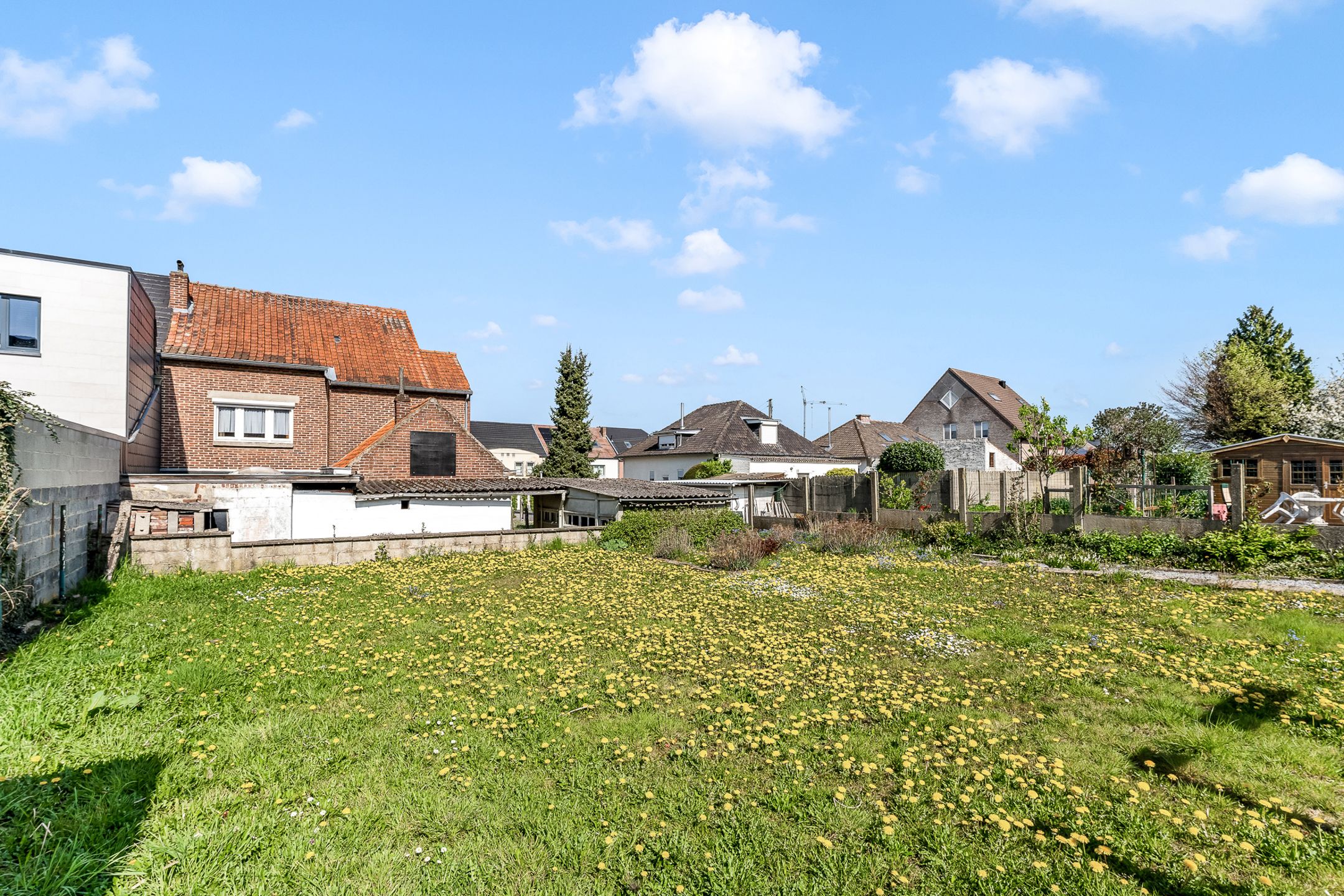 Halfopen gezinswoning met garage te Vlijtingen foto 23