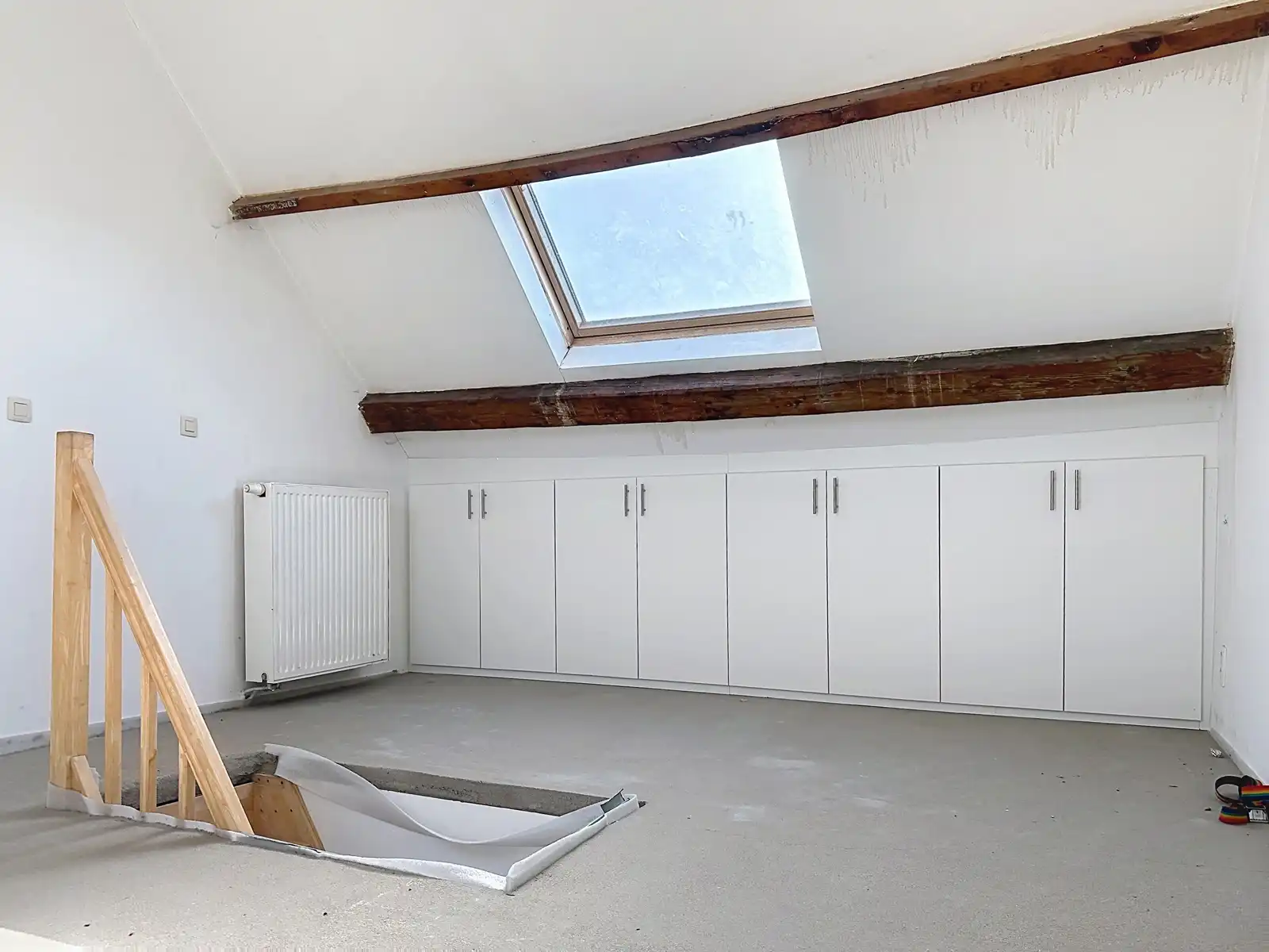 Instapklare, gerenoveerde woning met gezellige koer in hartje Niel! foto 29