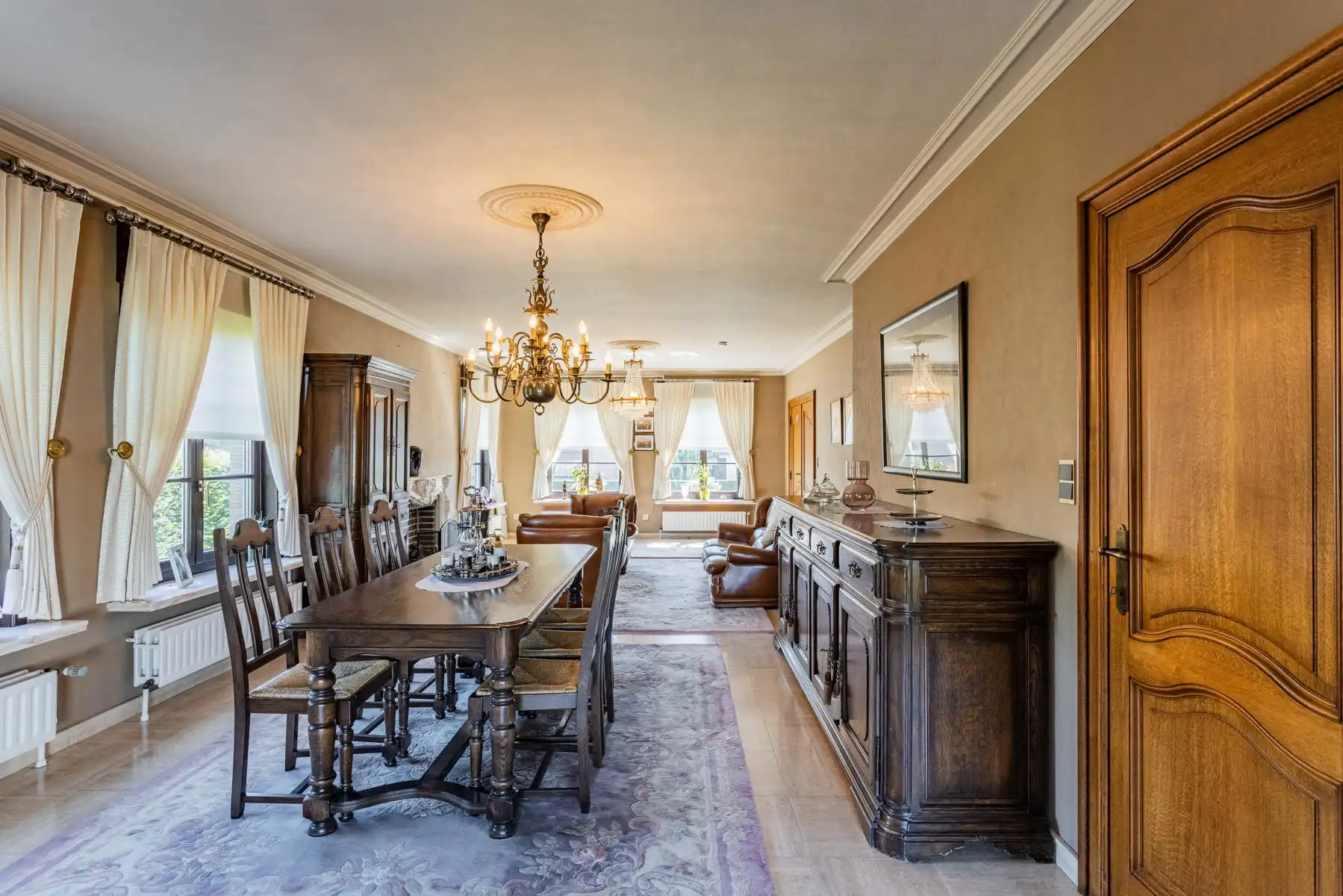 Instapklare woning met 4 slaapkamers en tuin te Erpe! foto 5