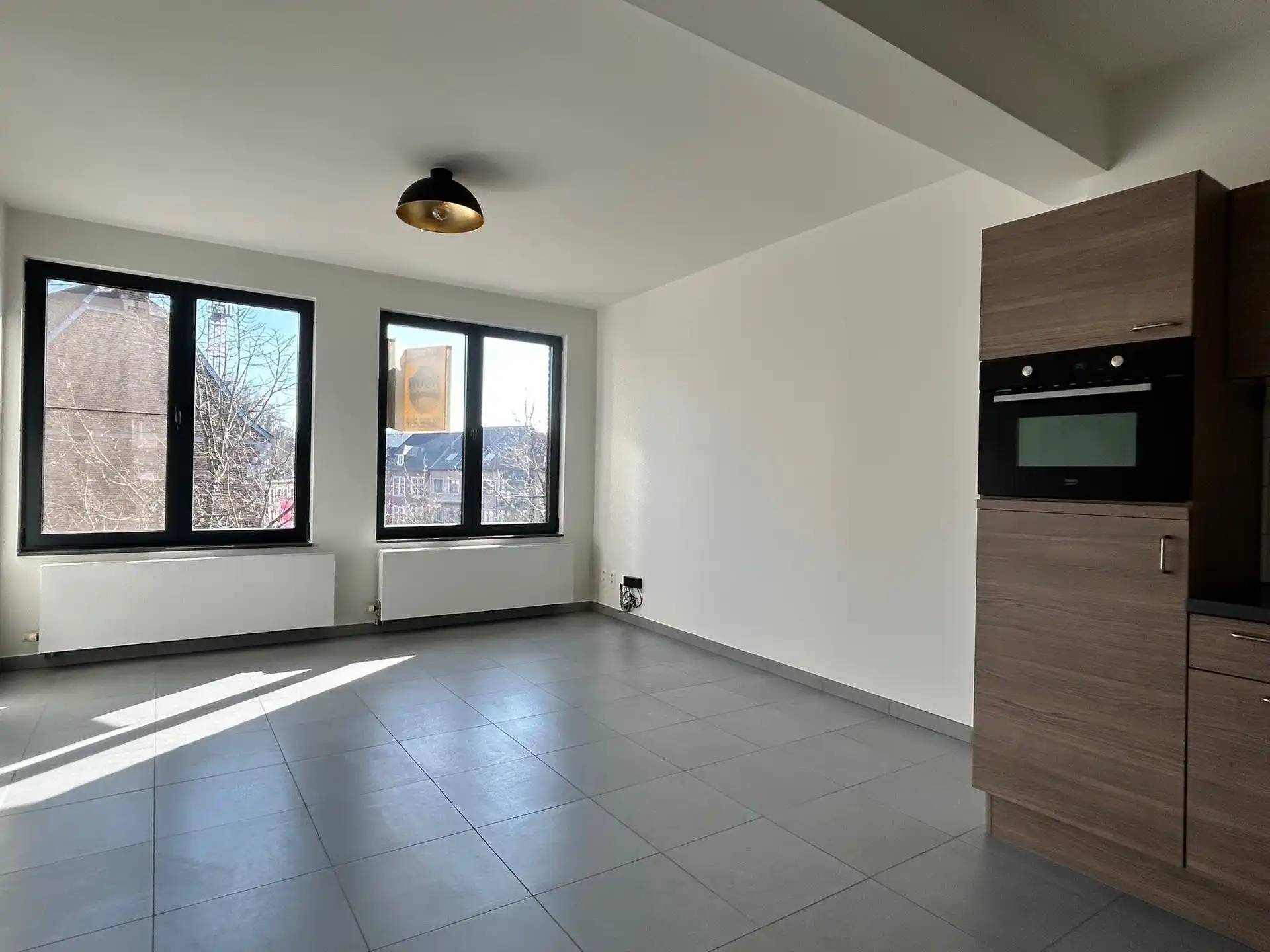 1 SLK APPARTEMENT OP DE MARKT IN BILZEN foto 3