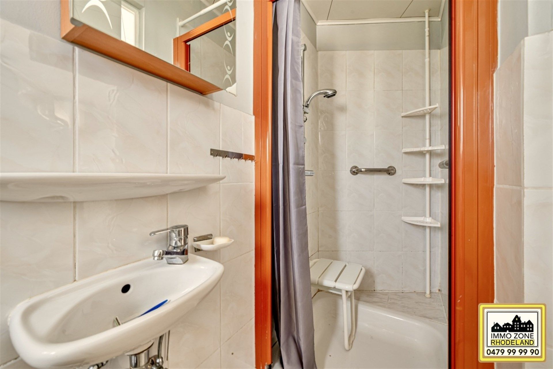 Schitterende halfopen woning met 3 slpks, 2 bdks en tuin foto 15