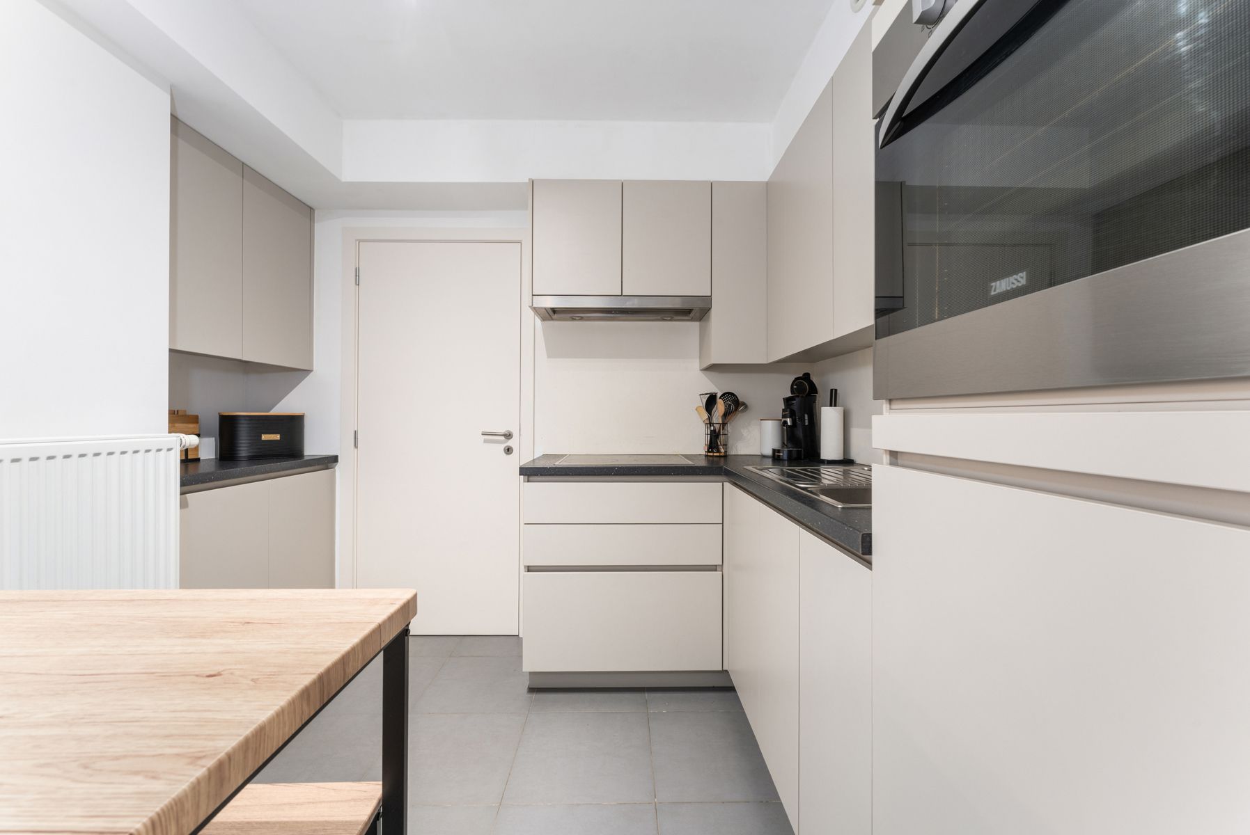Instapklaar duplexappartement met staanplaats foto 9
