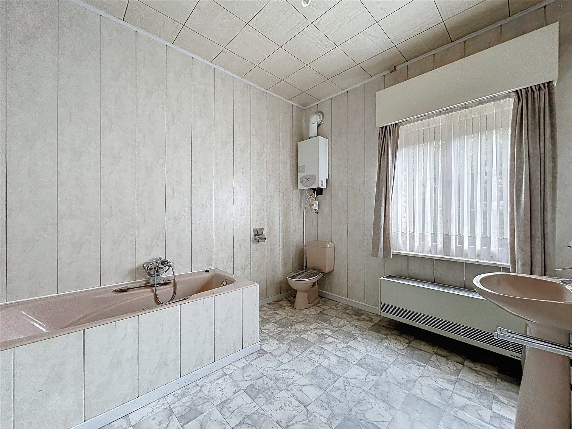 charmante hoeve op perceel van 2515 m² foto 10