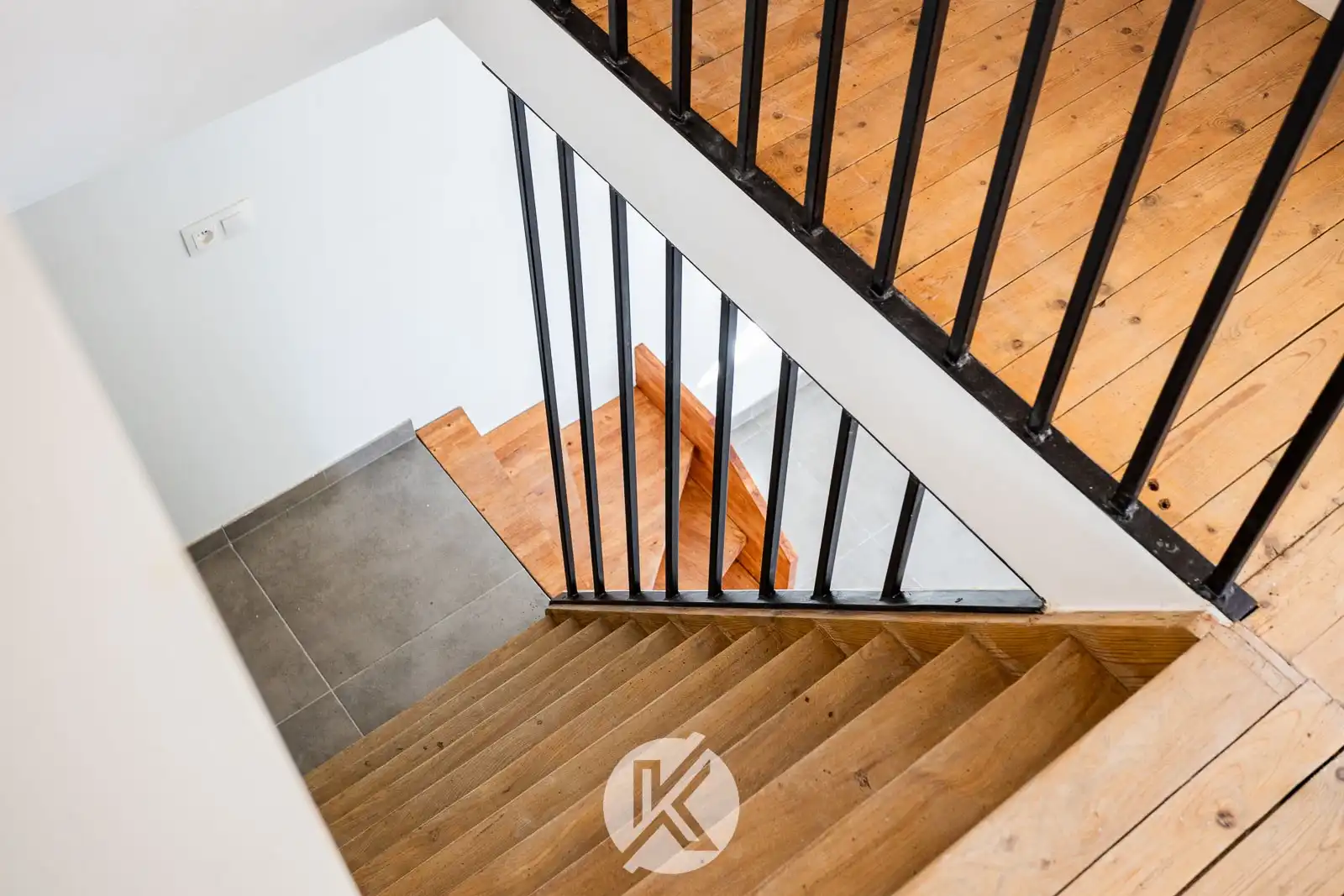 Gerenoveerde woning in een rustige straat foto 13