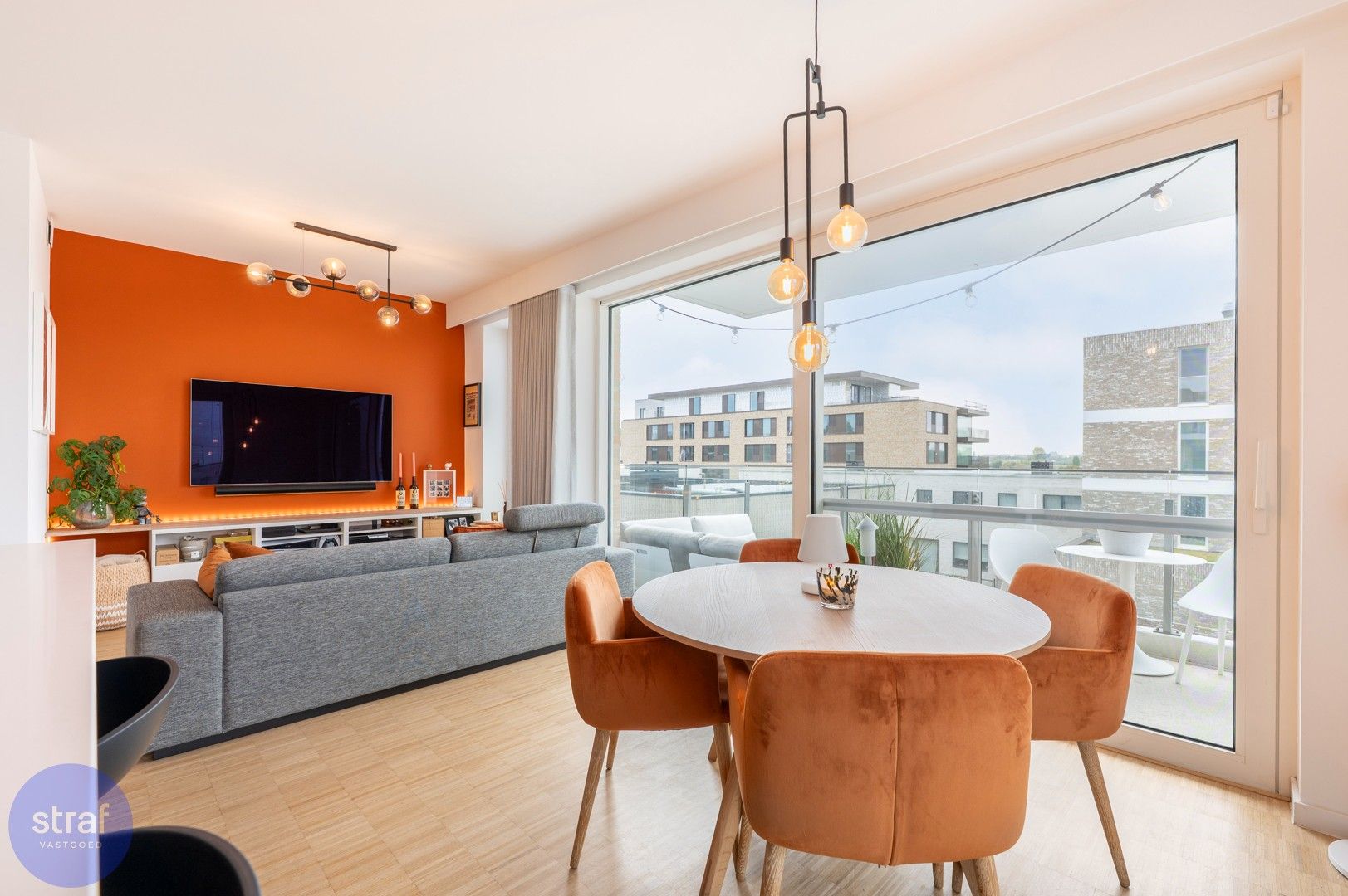 Modern appartement met terras en Galgenweel view foto 6