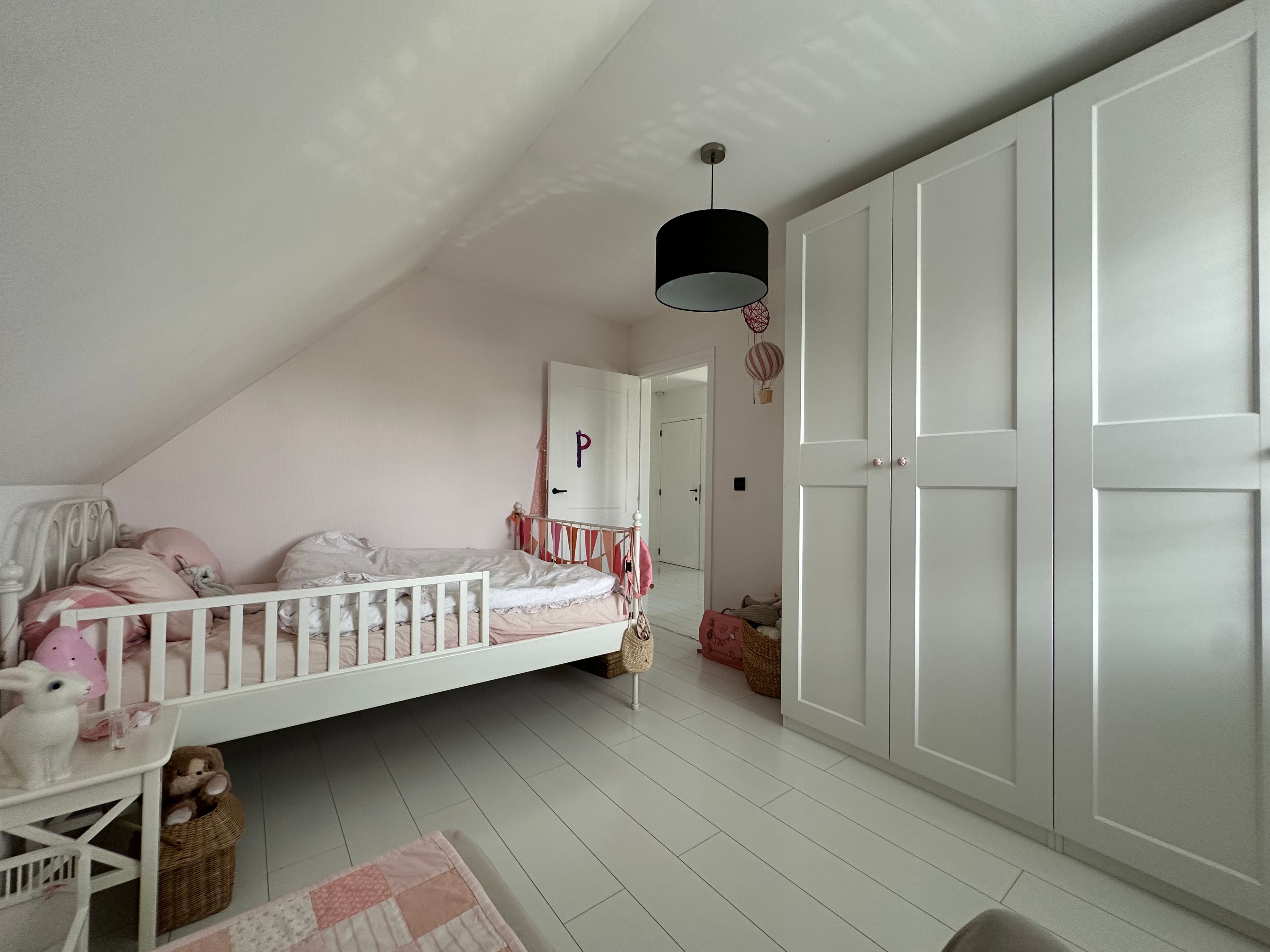 Recente, stijlvolle woning met mooie tuin nabij centrum Merelbeke foto 16