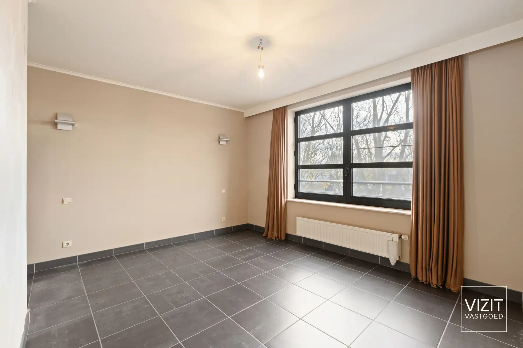 Appartement met twee slaapkamers en garage!  foto 6