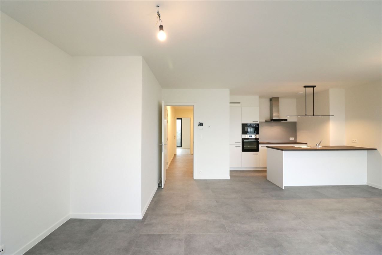 Nieuwbouwapp. met twee slpk, zuidterras op een gunstige ligging foto 34