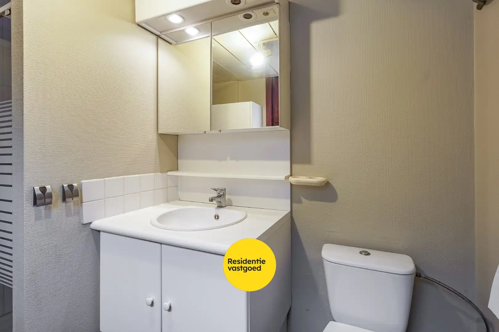 Gezellig huisje in het centrum van Aartrijke foto 15