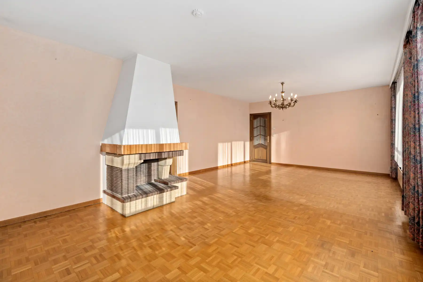 3 slaapkamer appartement + garage in kleinschalig gebouw foto 3