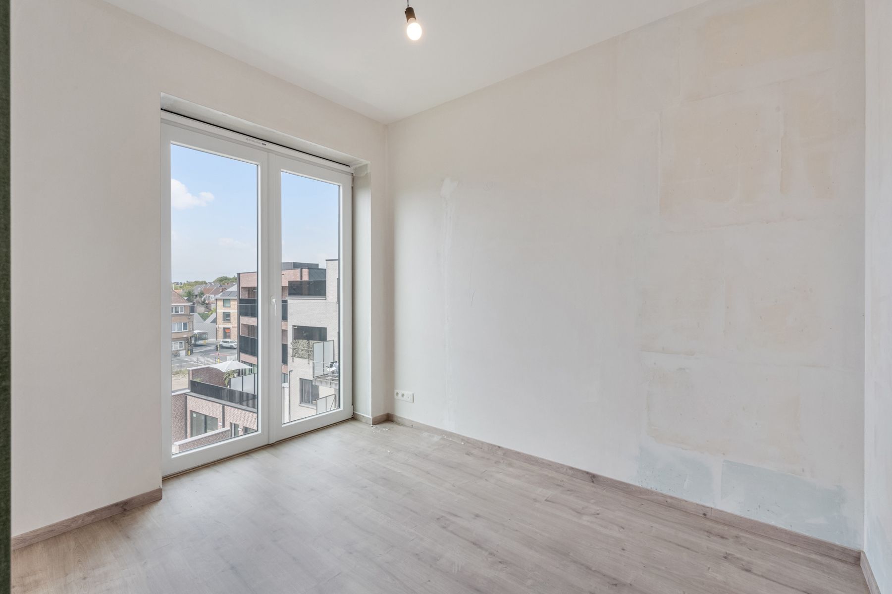 Nieuwbouwappartement met 2 slpks + terras foto 9
