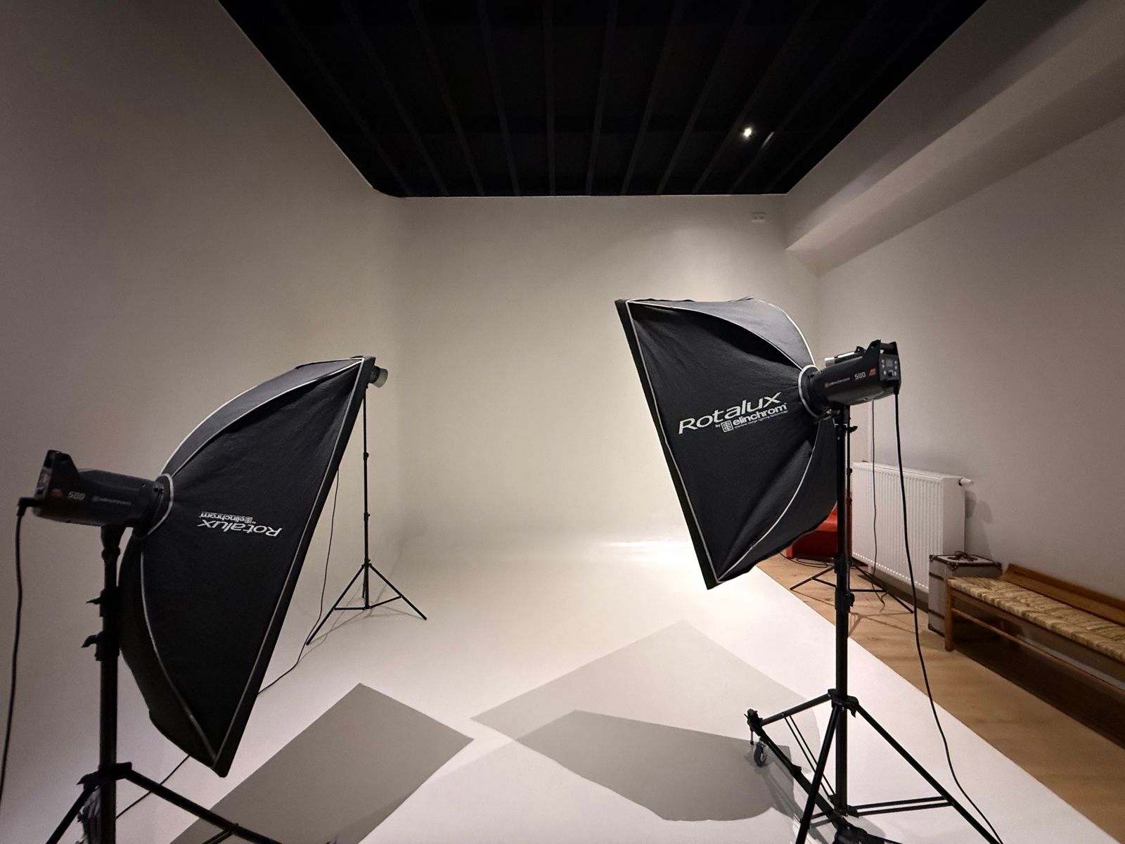 Perfect afgewerkt industriepand met kantoor en loods foto 17