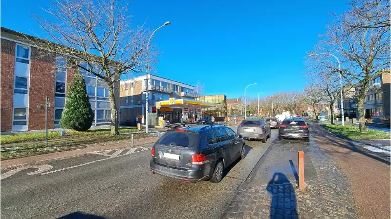 Ondergrondse Garage te huur in Sint-Andries Brugge foto 5