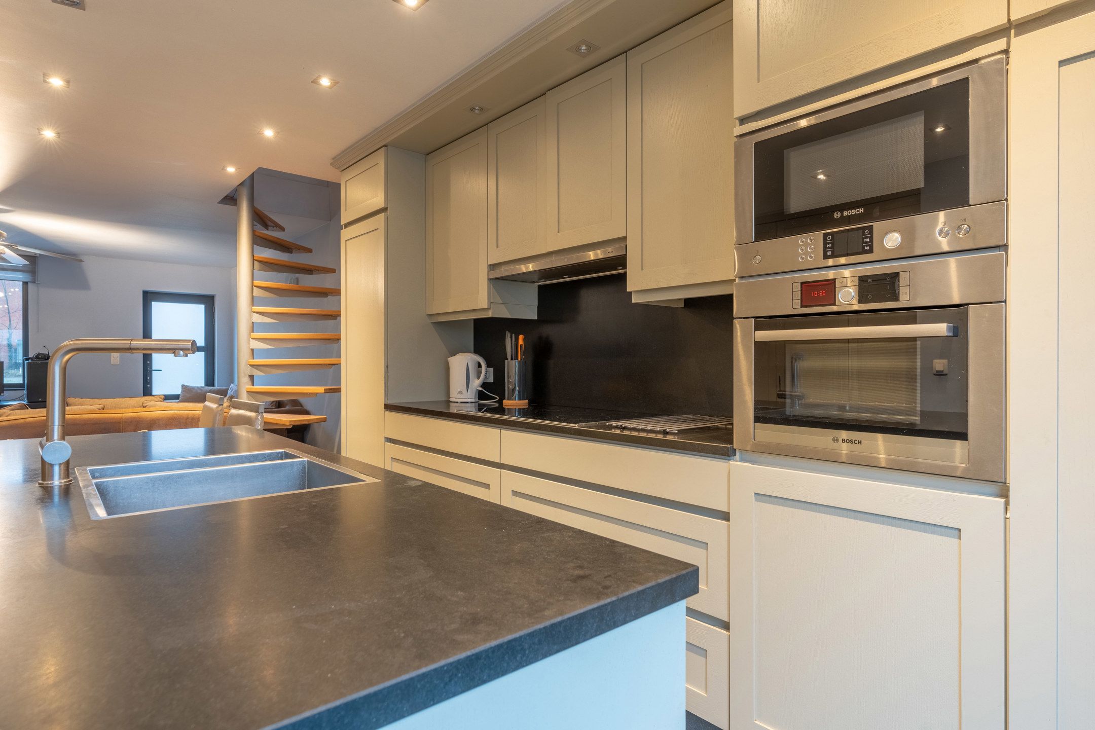 Gerenoveerde instapklare woning op rustige locatie te Beerse foto 4
