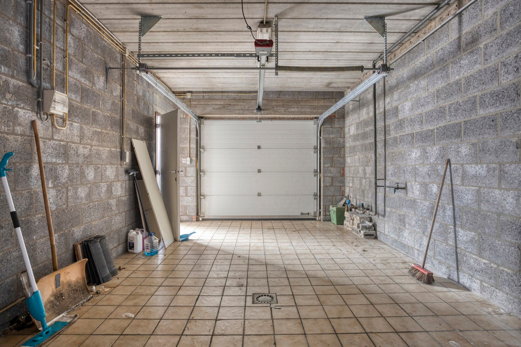 Ruime woning in Meeswijk foto 24