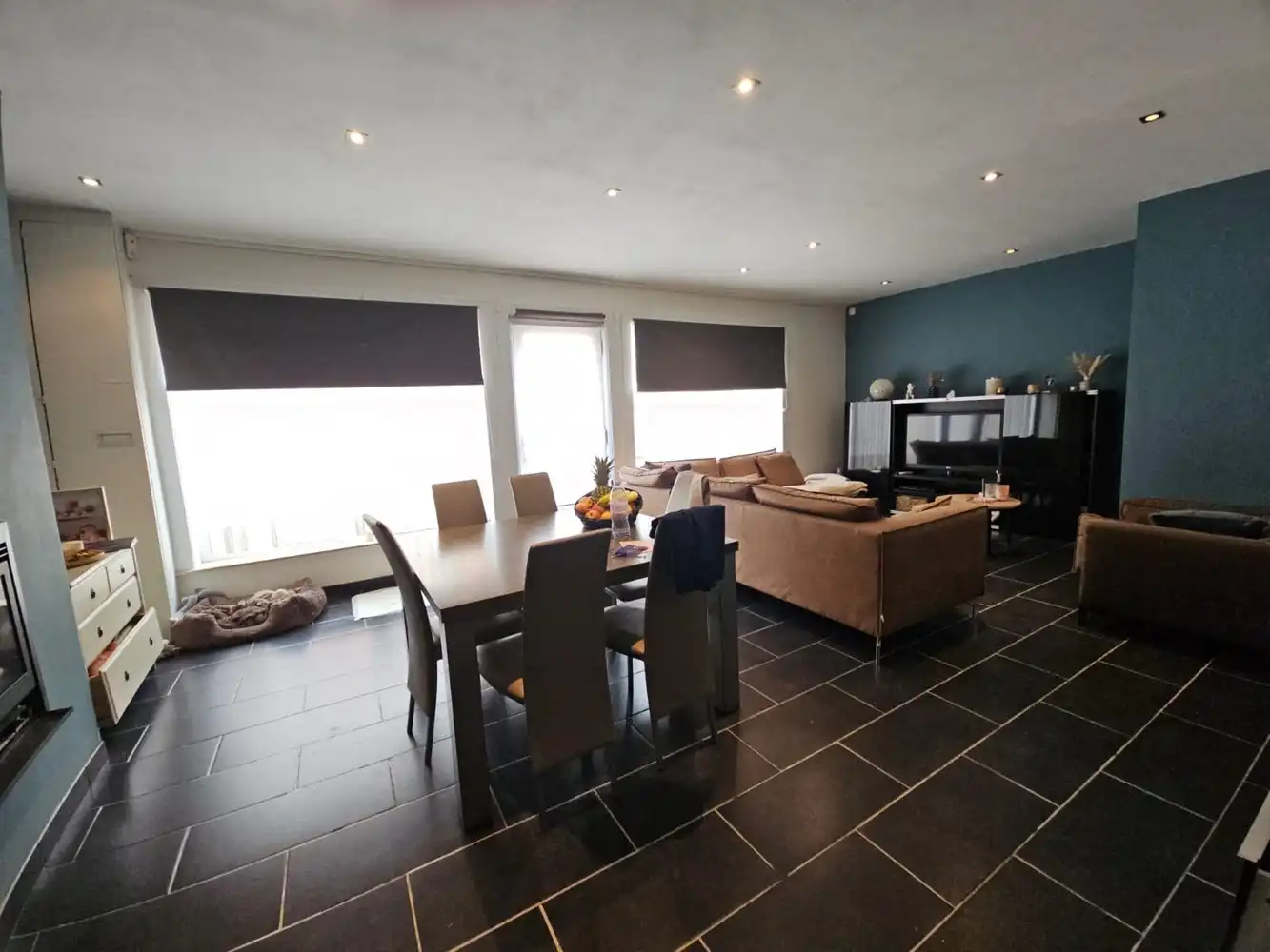 Ruim handelspand met woongelegenheid foto 9