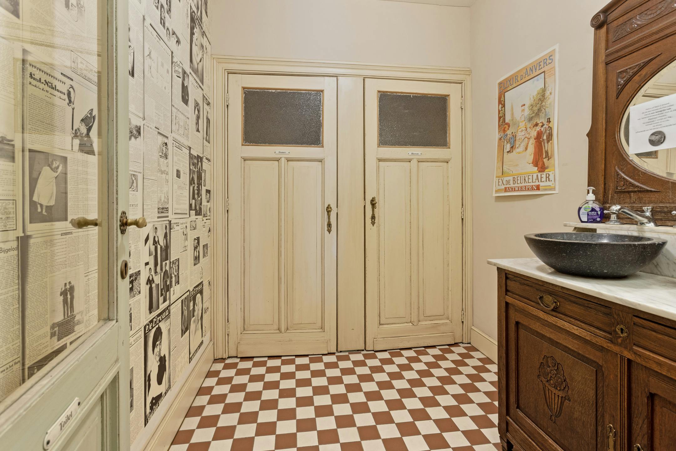 Charmant gerenoveerde B&B met woonst, winkel en handelsfonds foto 9