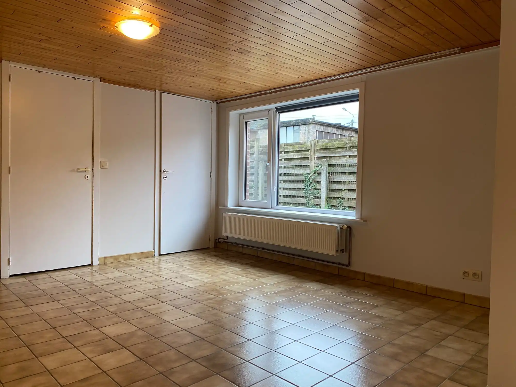 Verzorgde rijwoning nabij centrum | Brugsestraat foto 8