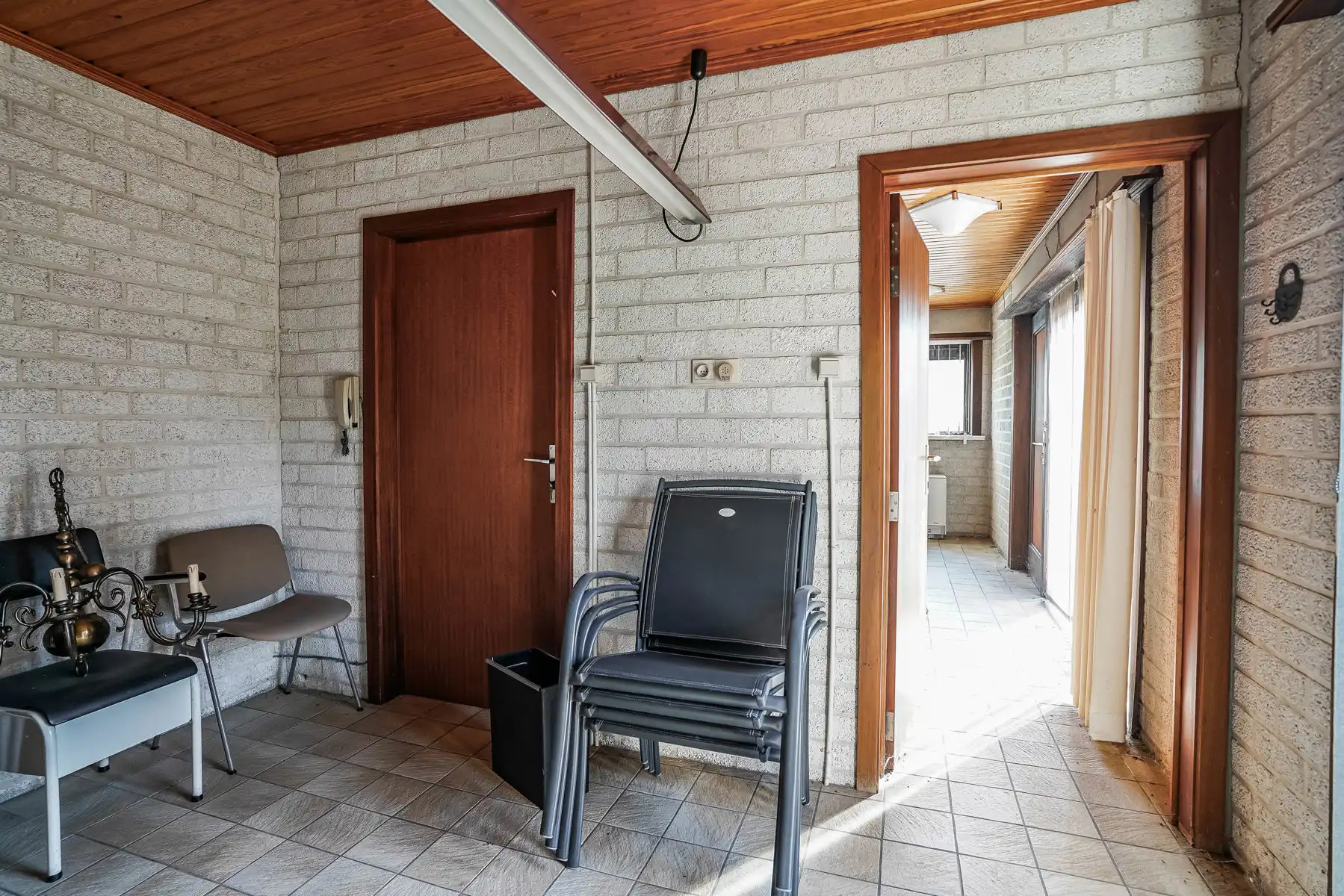 Te renoveren, vrijstaande woning op een perceel van 1070 m² foto 34