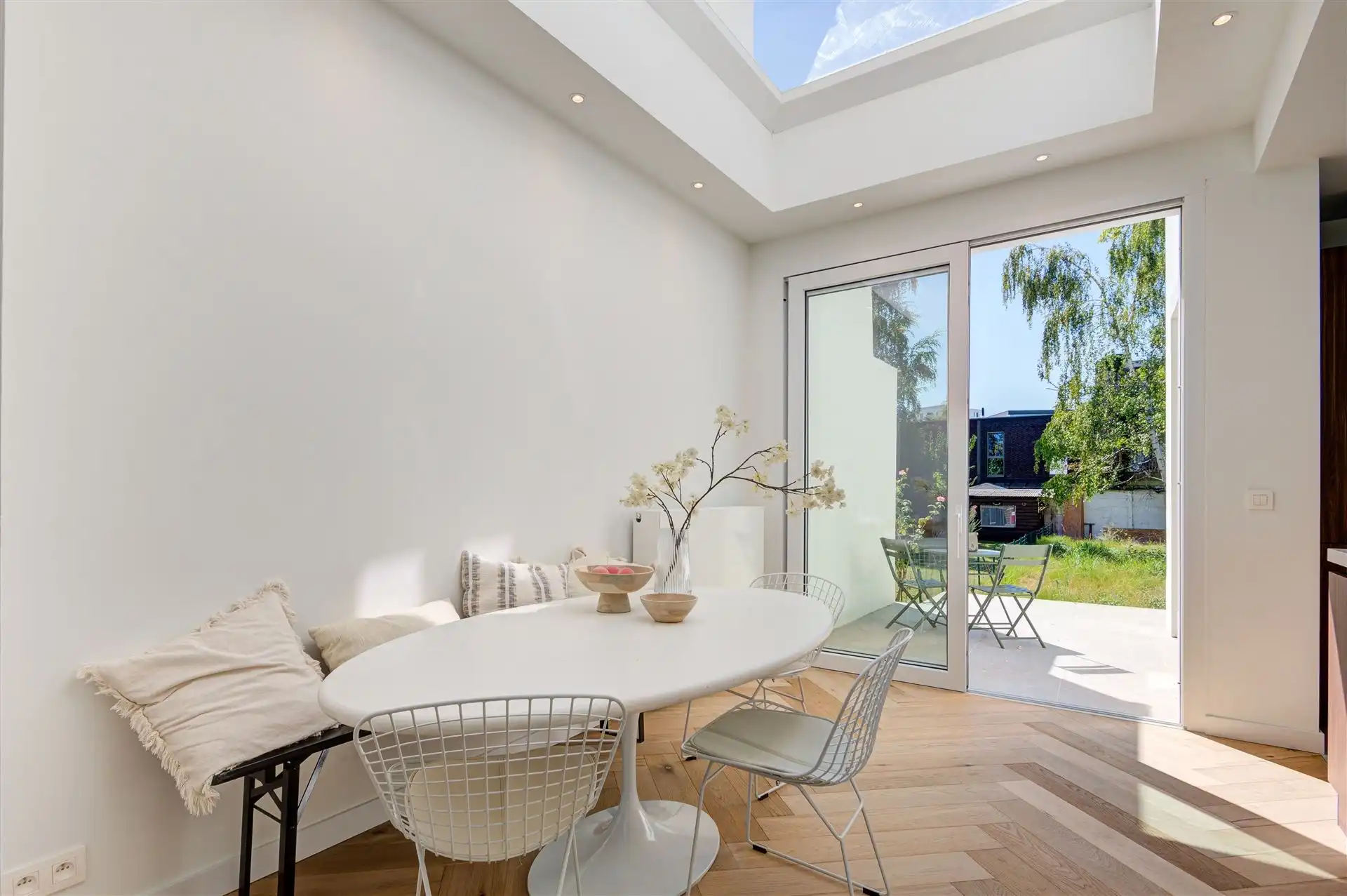 Prachtig ruim totaal vernieuwd herenhuis met tuin foto 11