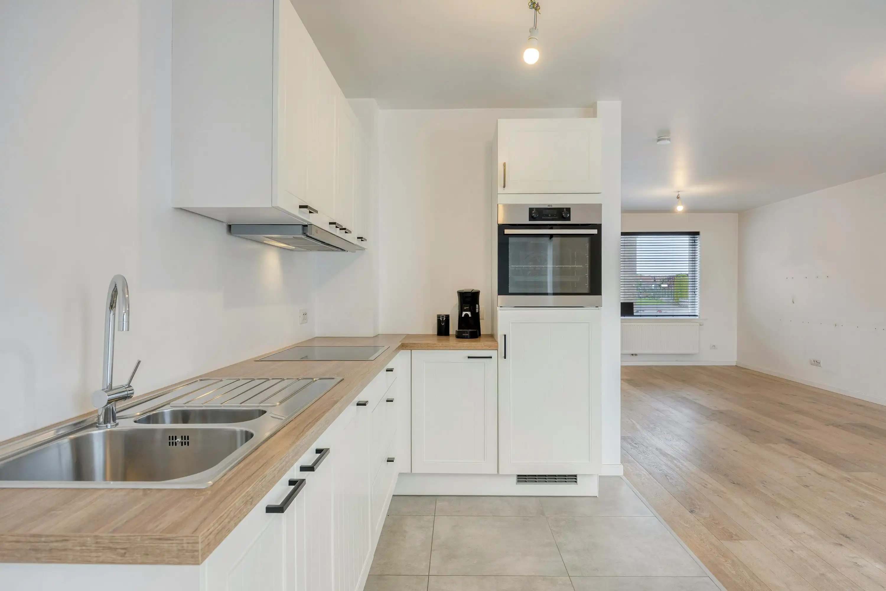 Recent gerenoveerd huis met 3 kamers te koop in Beveren-Leie foto 24