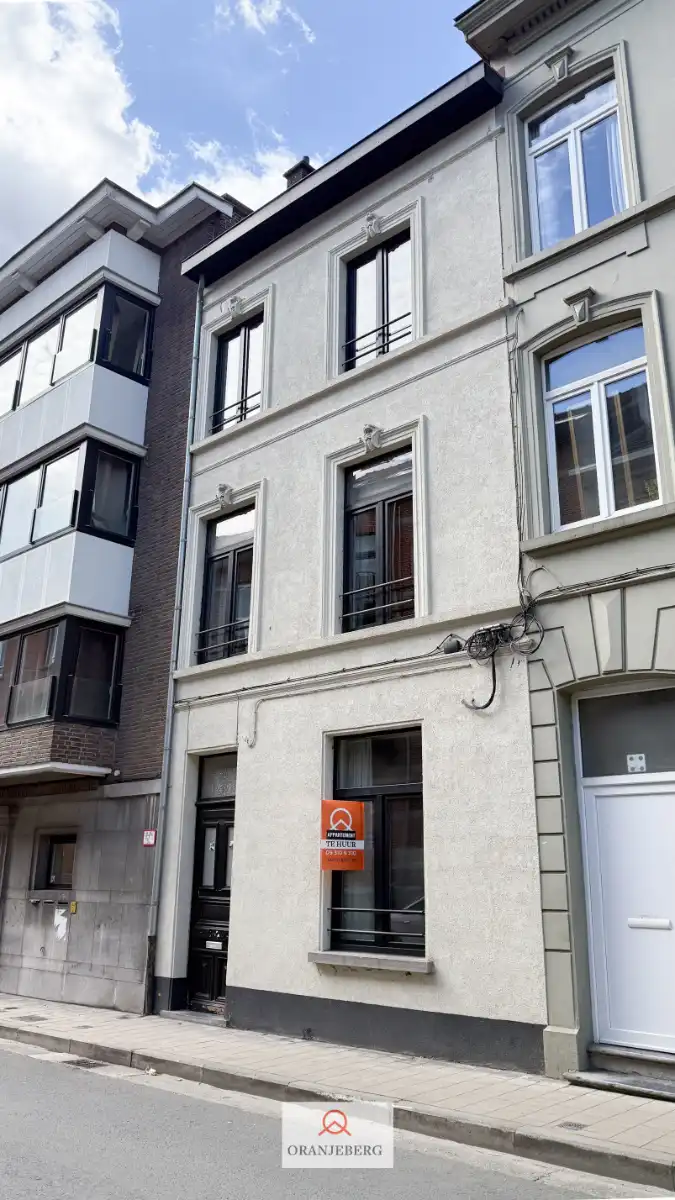 Gelijkvloerse studio te huur vlakbij Gent centrum foto {{pictureIndex}}