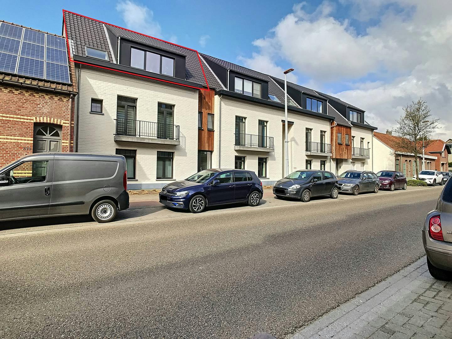 Modern dakappartement met 1 slaapkamer te huur in Kalmthout! foto {{pictureIndex}}