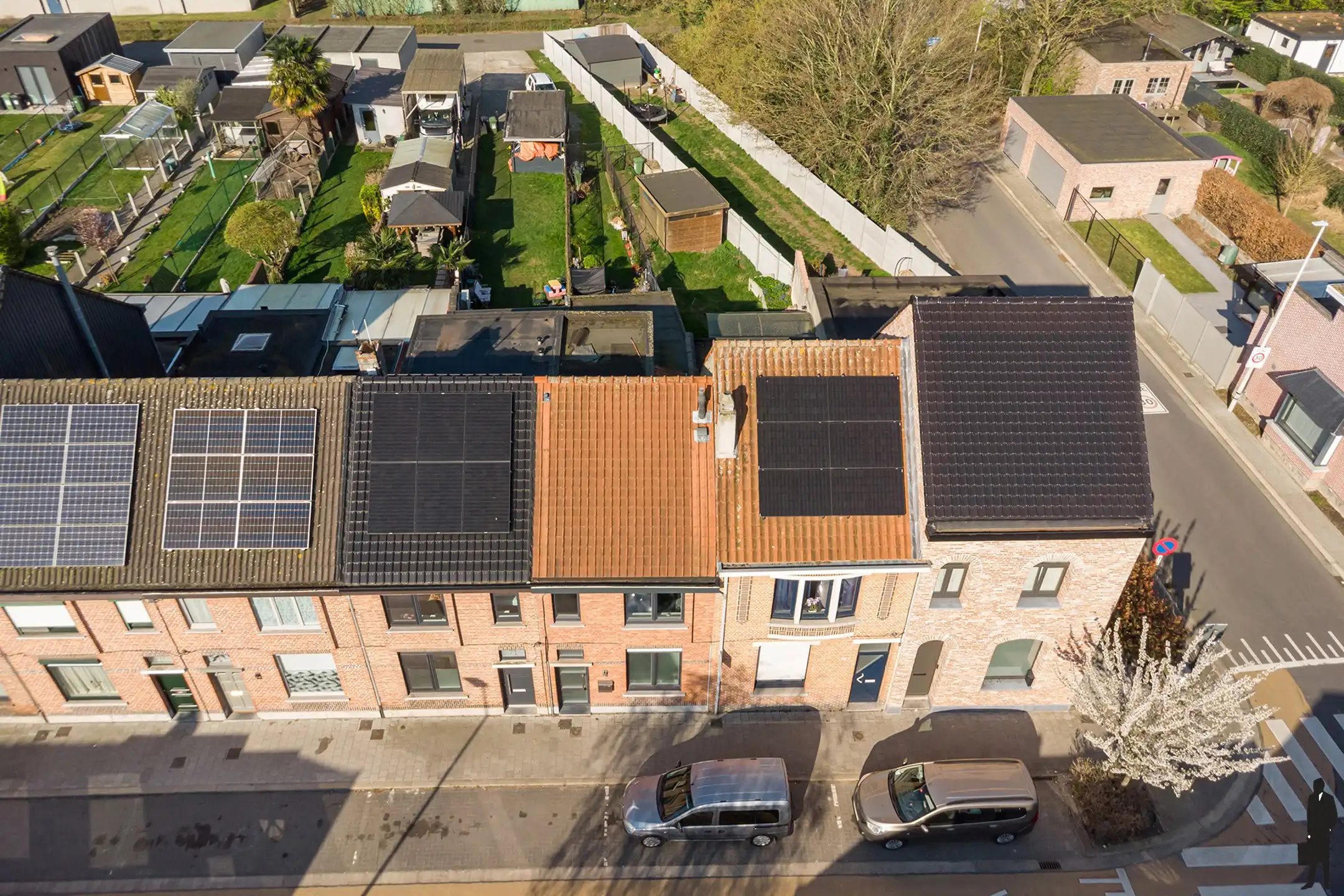 Instapklare woning met 3 slpk &  tuin met achteruitweg foto 15