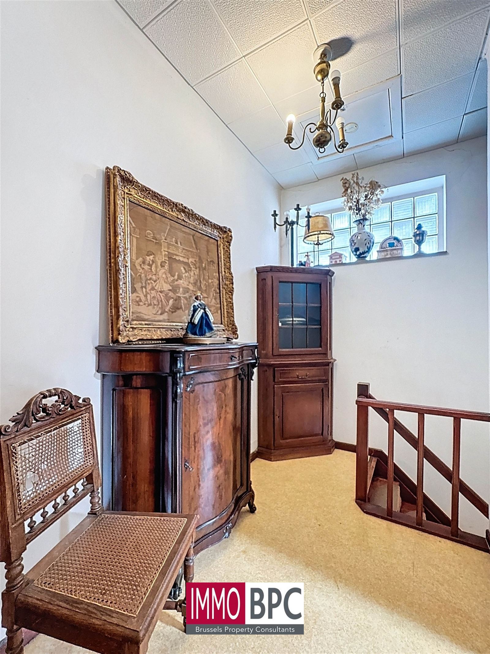 Kleine charmante achterwoning met tuin en dubbele garage te renoveren  foto 15