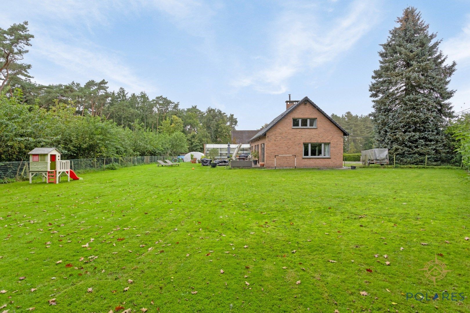 Volledig gerenoveerde woning met 4 slaapkamers!  foto 24